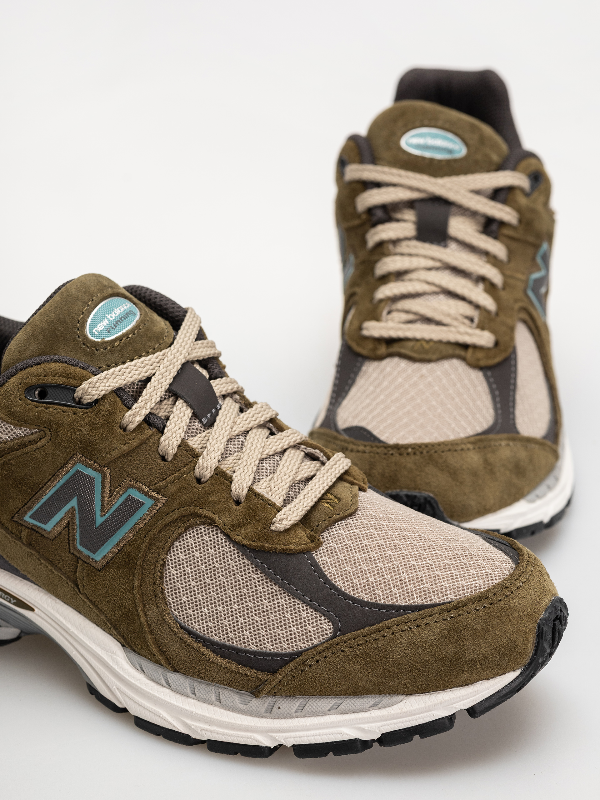 Pantofi New Balance 2002 (woodland/stoneware)