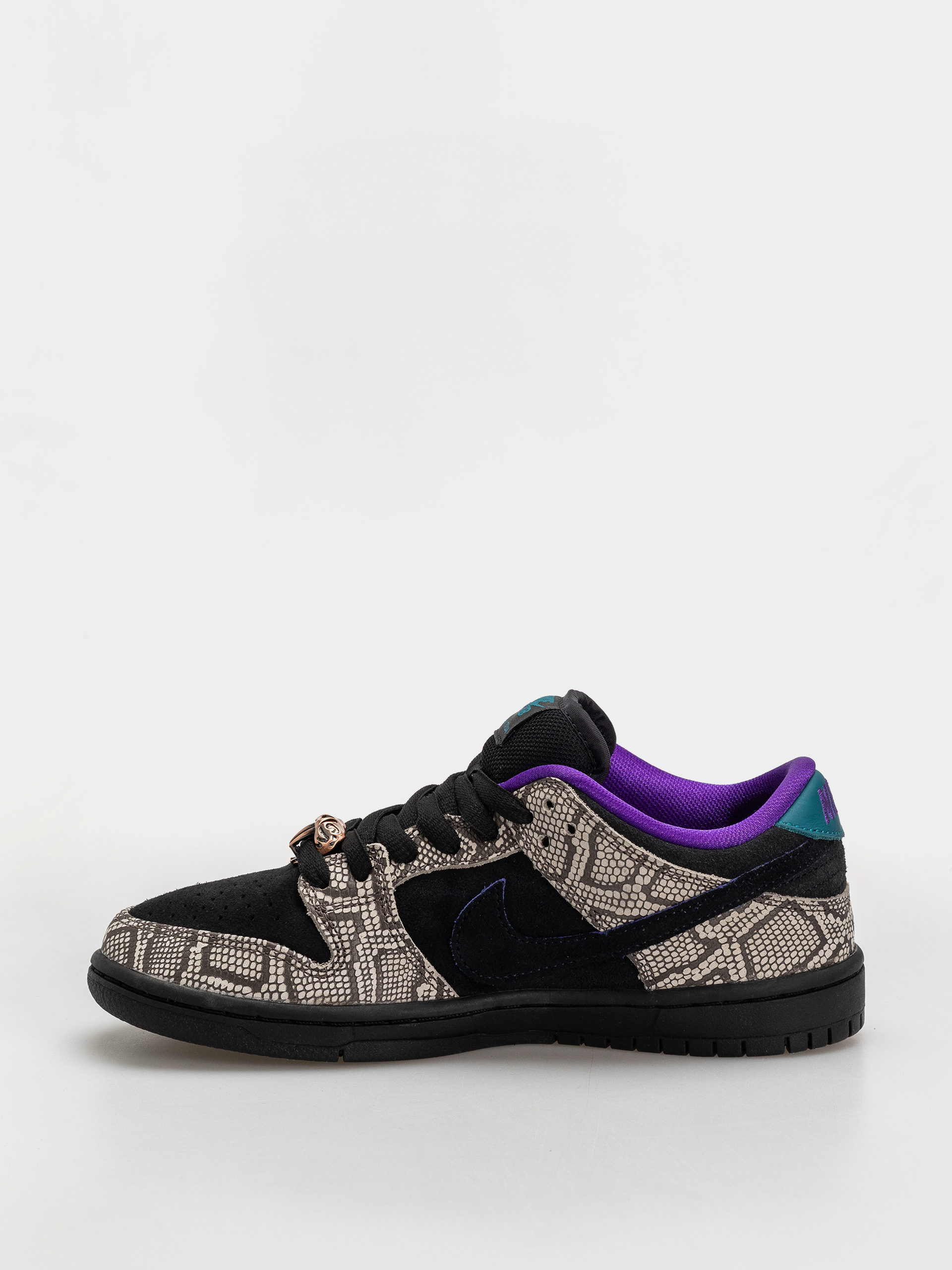 Pantofi Nike SB Dunk Low Pro (string/black bright spruce fierce purple)
