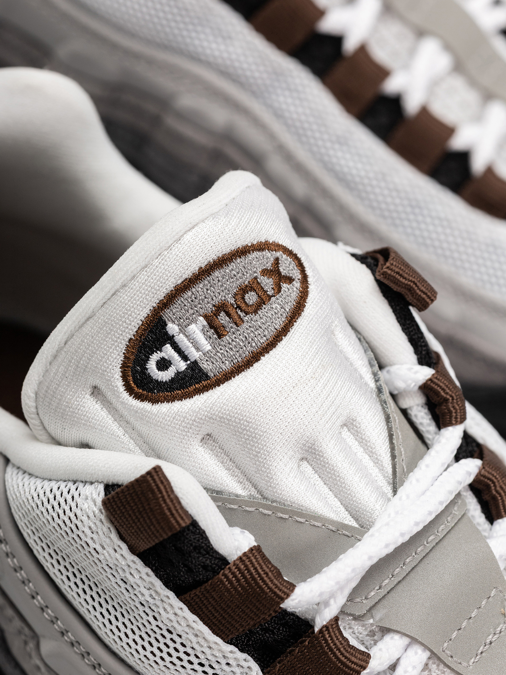 Pantofi Nike SB Air Max 95 (black/cacao wow anthracite lt graphite)