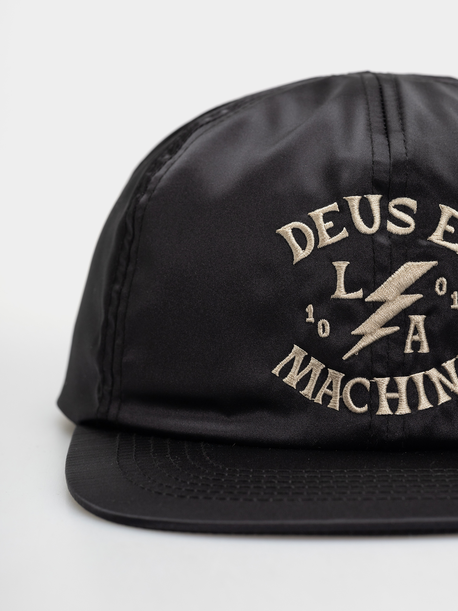 Șapcă Deus Ex Machina Suka Satin Ball (black)