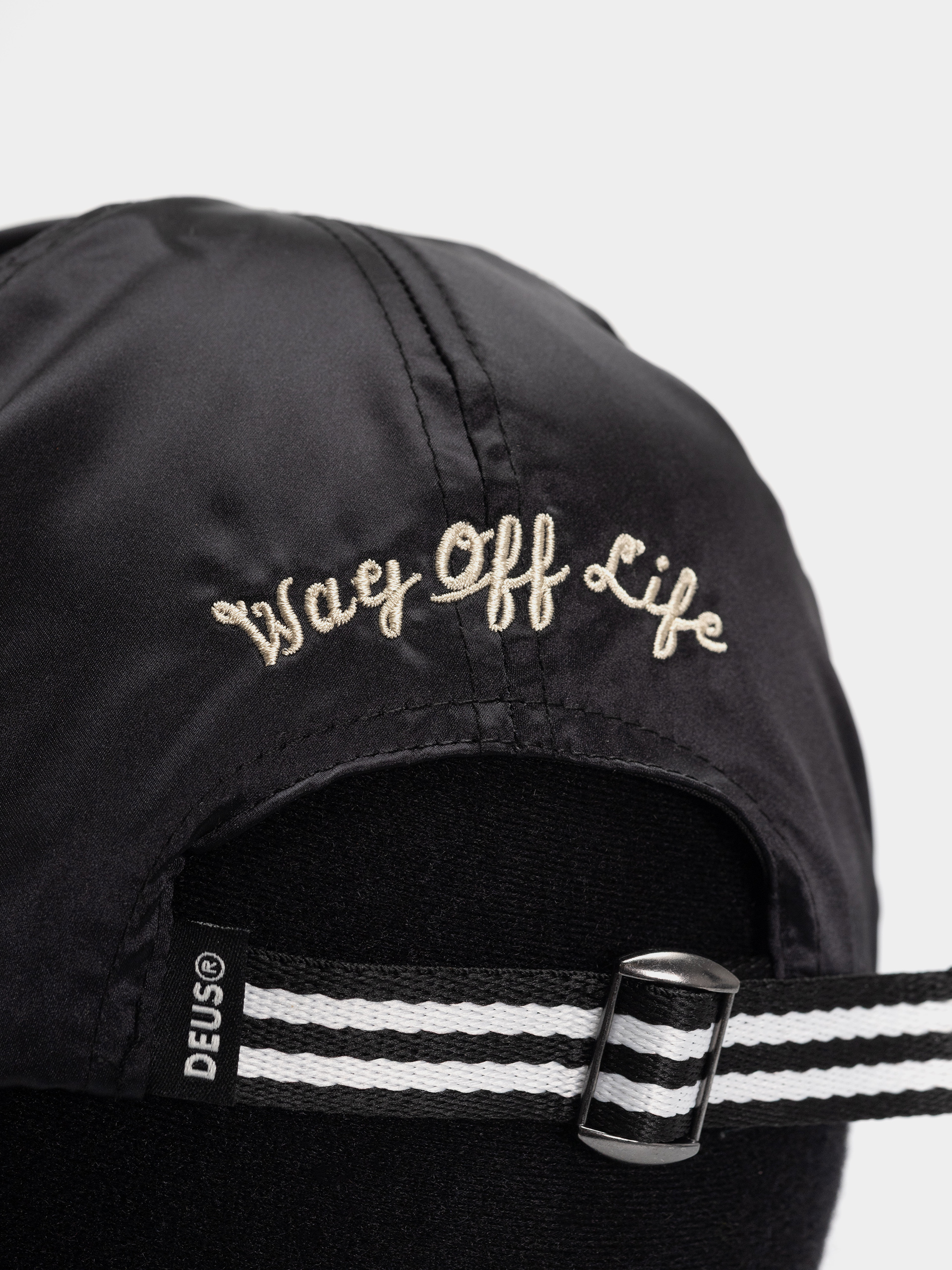 Șapcă Deus Ex Machina Suka Satin Ball (black)