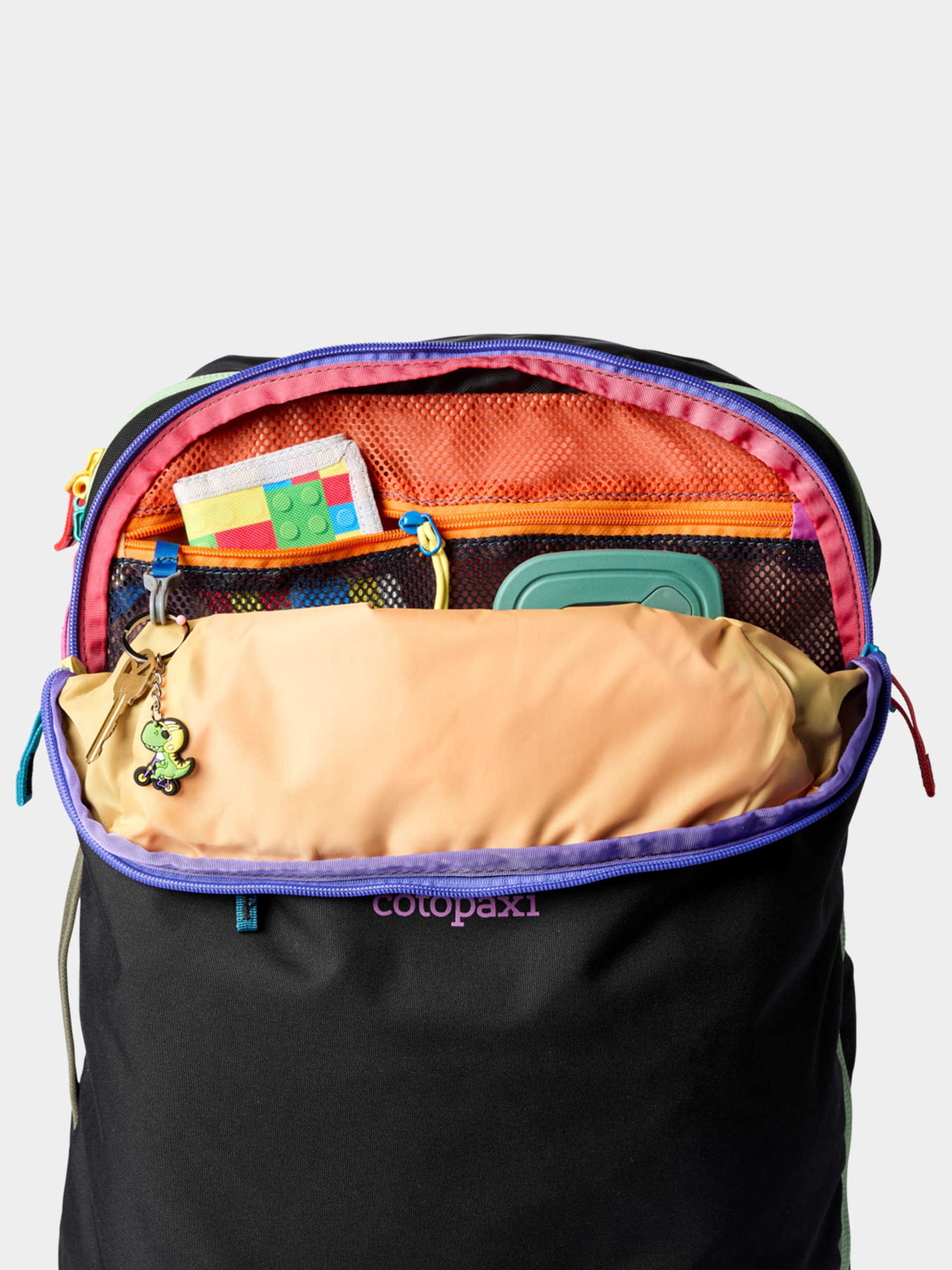 Rucsac Cotopaxi Allpa 35L Travel Pack (del dia dark)