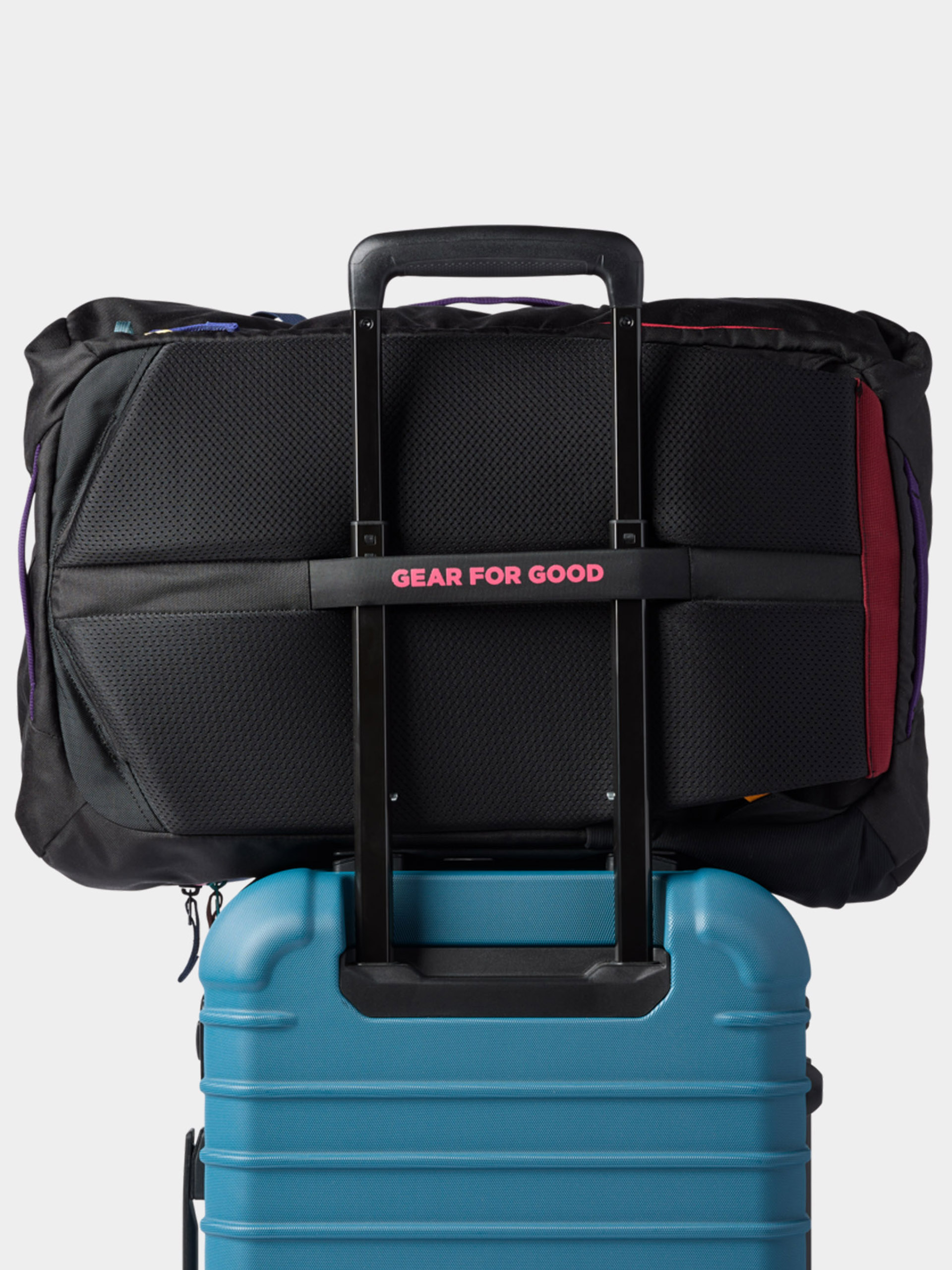 Rucsac Cotopaxi Allpa 42L Travel Pack (del dia dark)