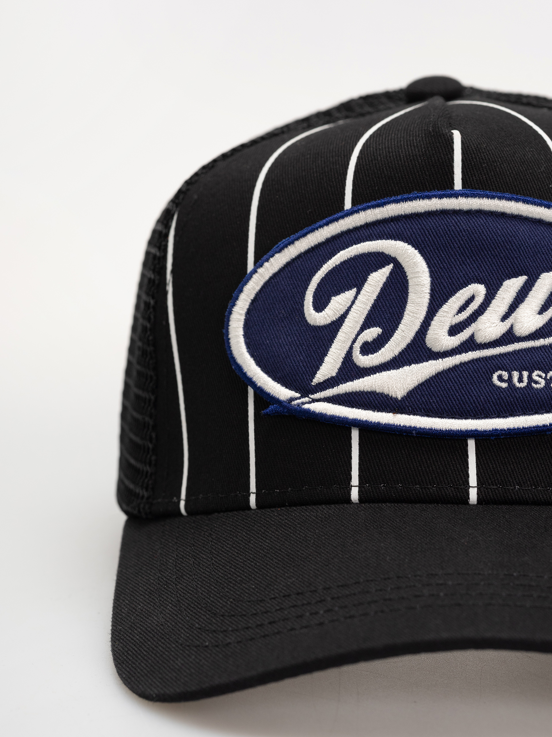 Șapcă Deus Ex Machina Forecourt Trucker (black)