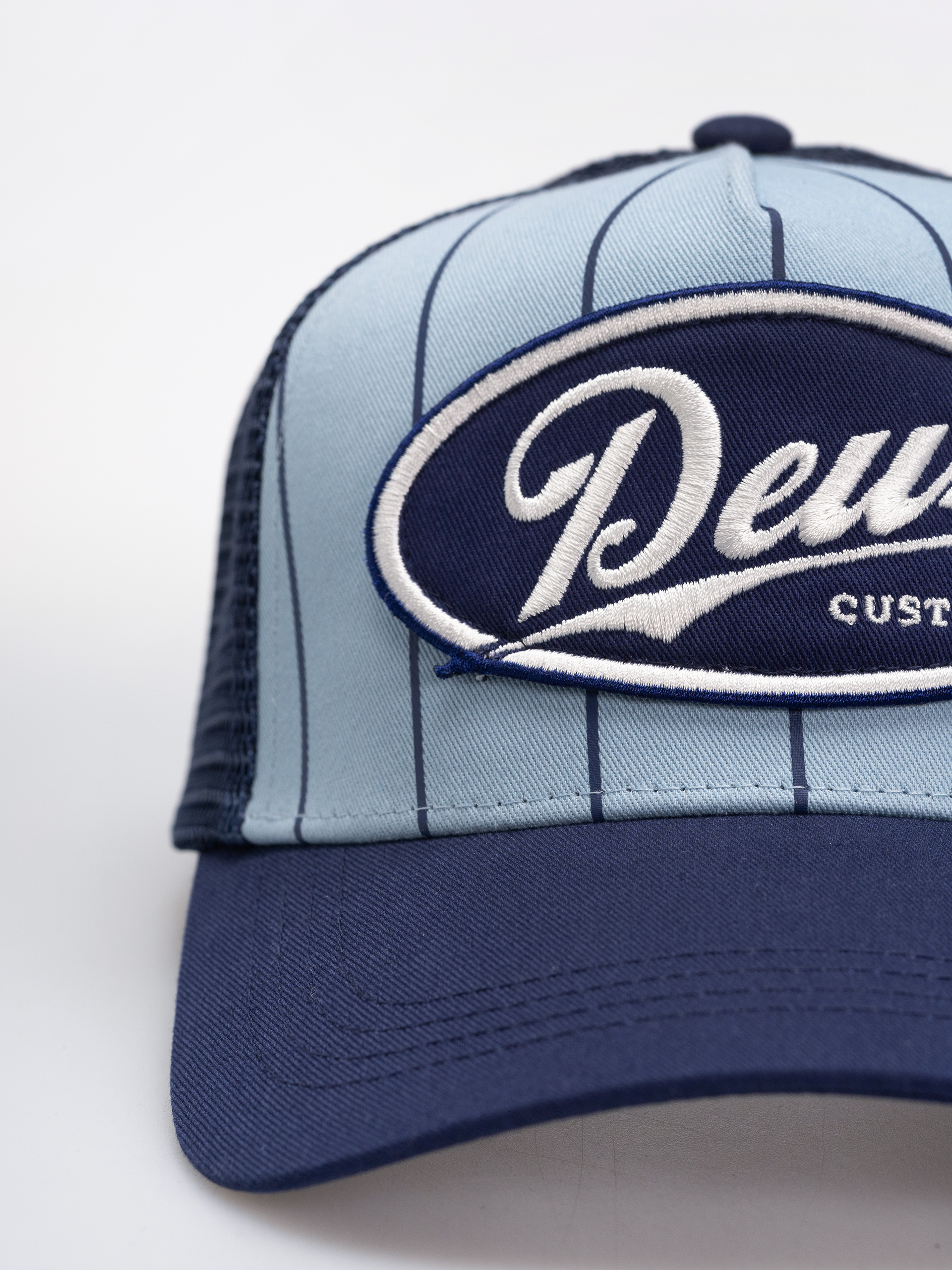 Șapcă Deus Ex Machina Forecourt Trucker (sky blue)