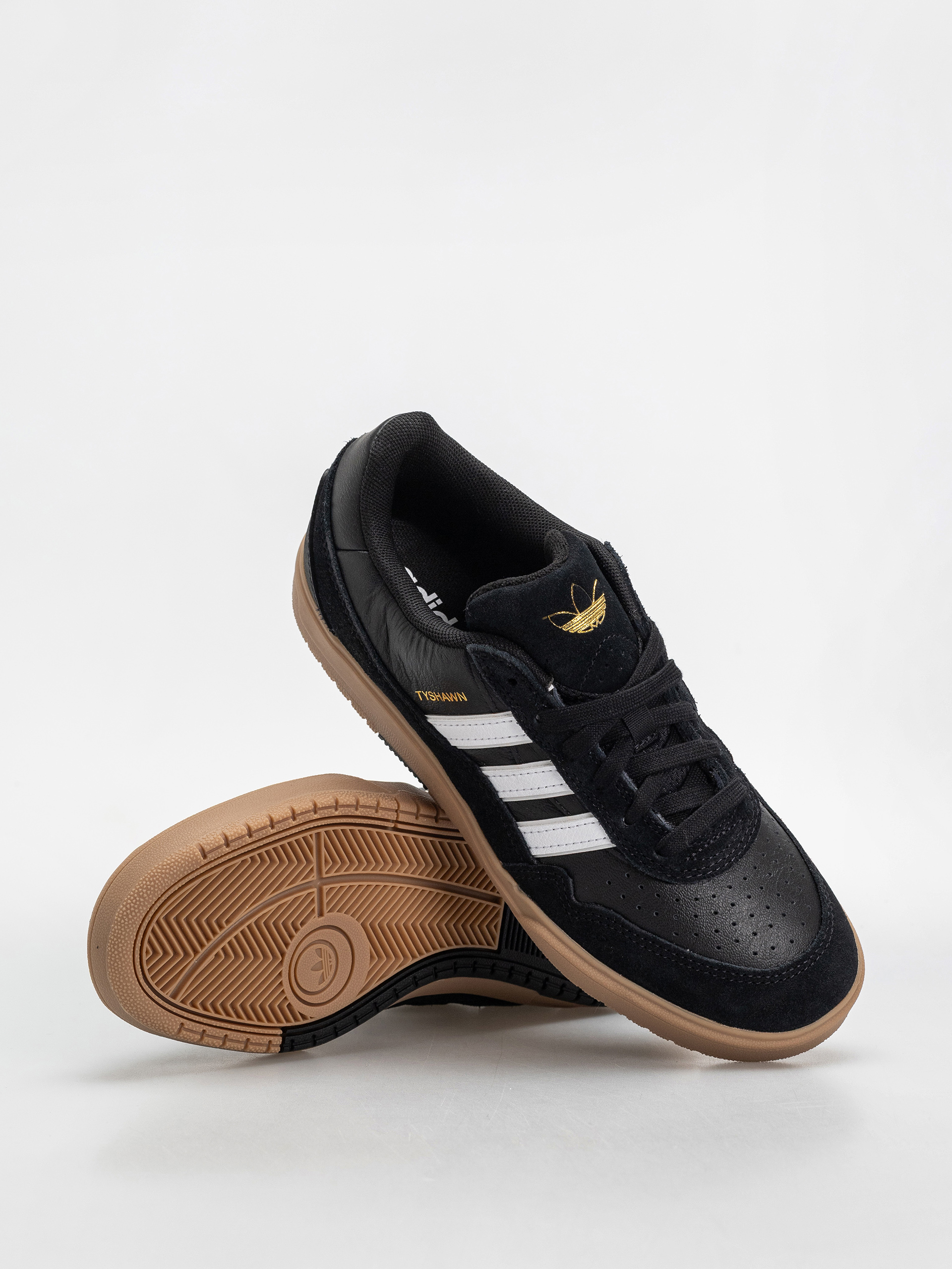 Pantofi adidas Tyshawn II (cblack/ftwwht/gum4)