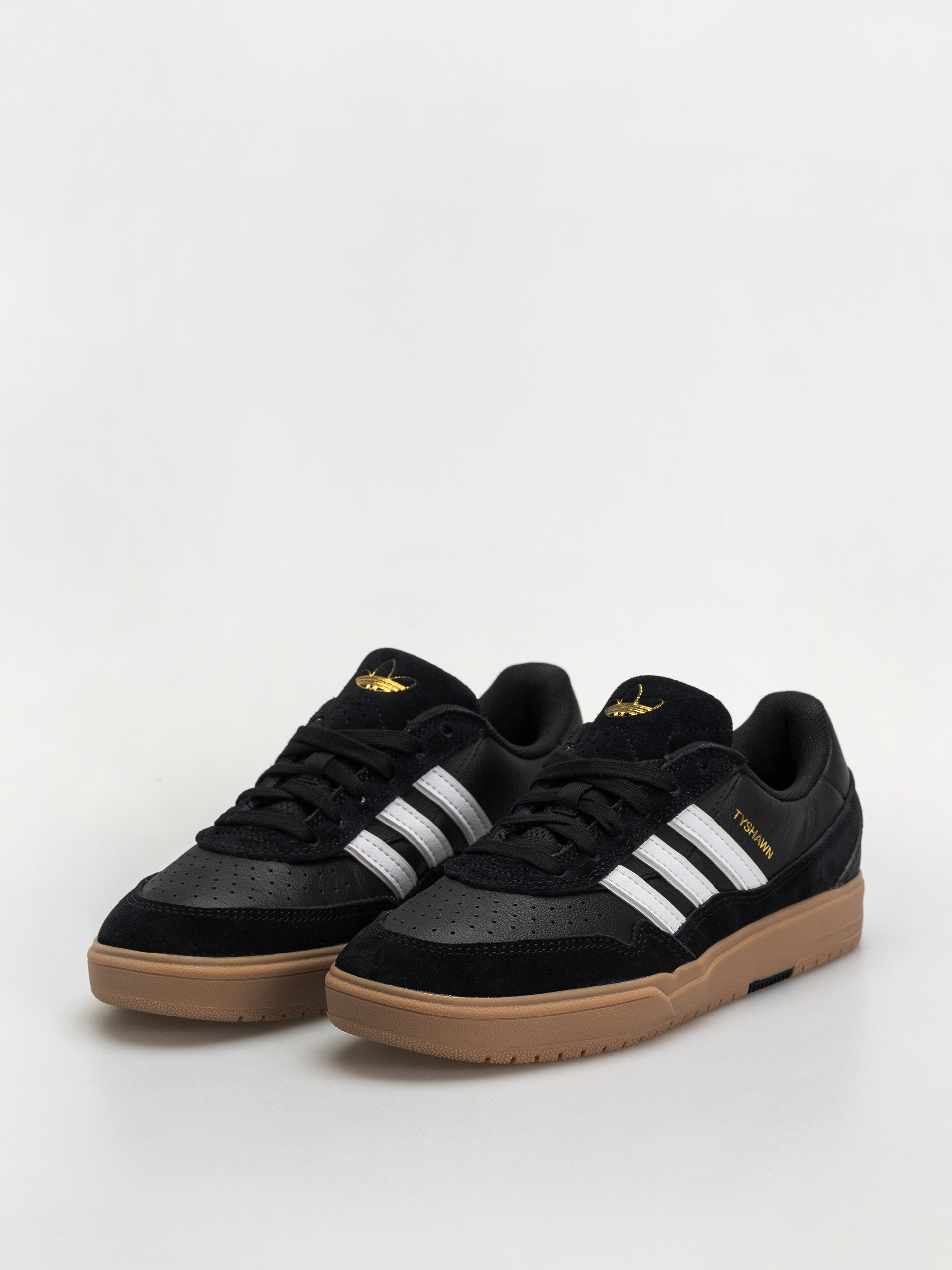 Pantofi adidas Tyshawn II (cblack/ftwwht/gum4)