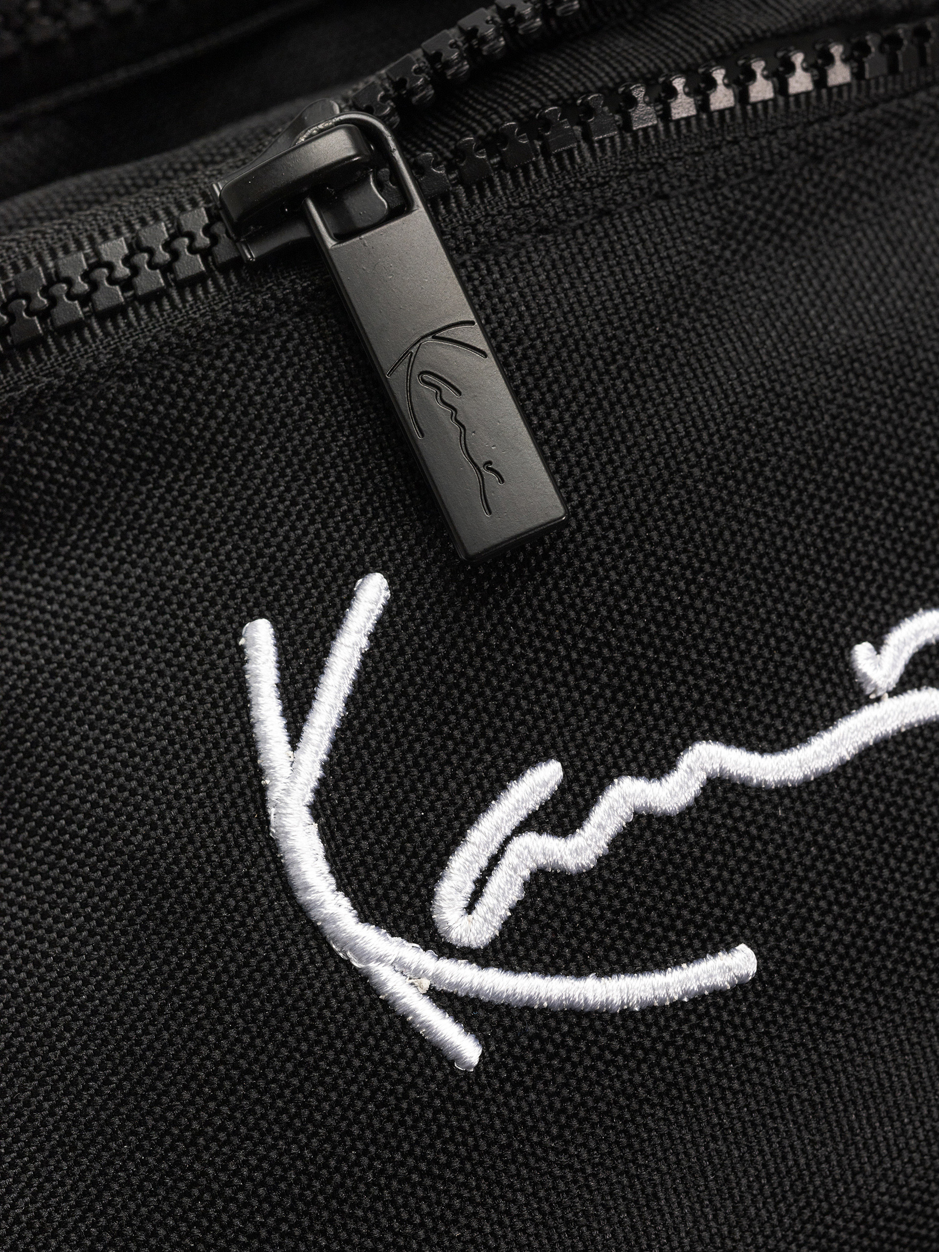 Borsetă de brâu Karl Kani Signature Essential Waist (black)