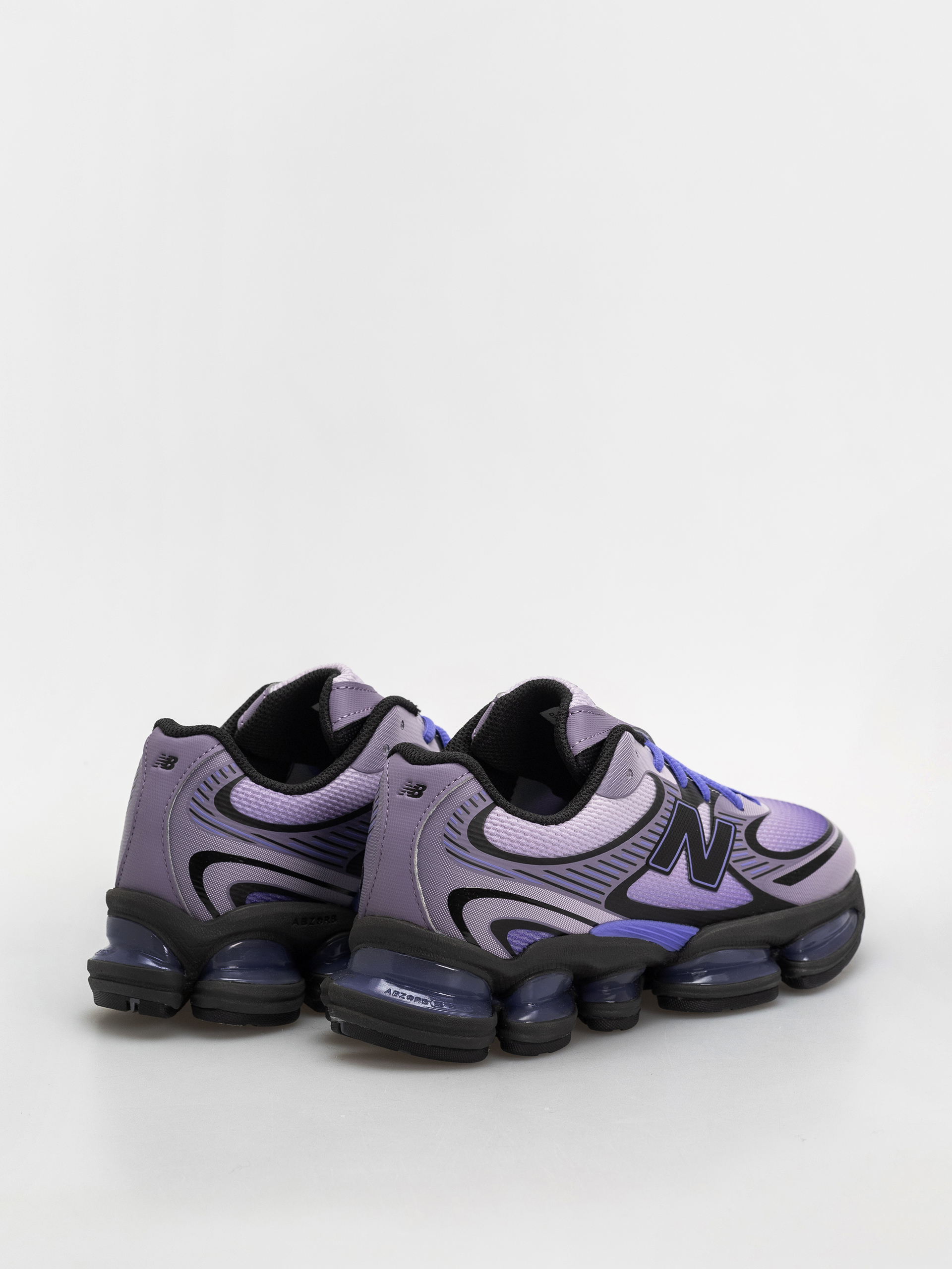 Pantofi New Balance 2000 (taro/electric indigo/neptune grey)