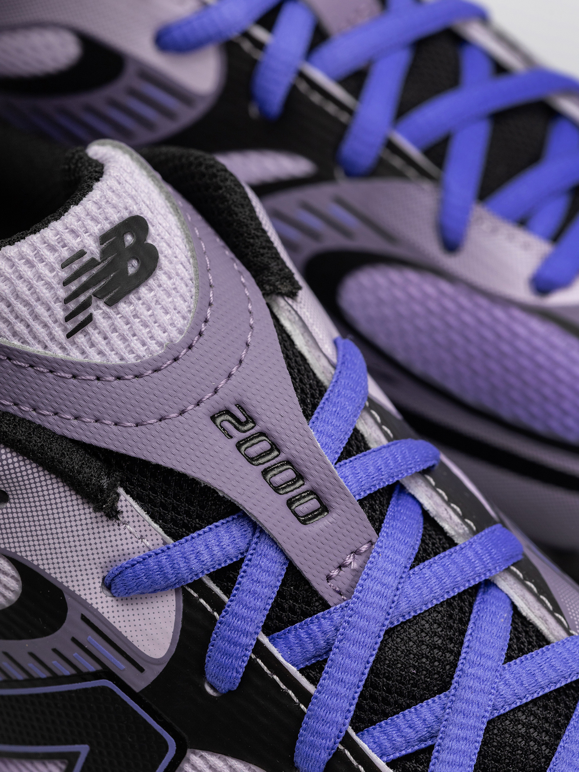 Pantofi New Balance 2000 (taro/electric indigo/neptune grey)