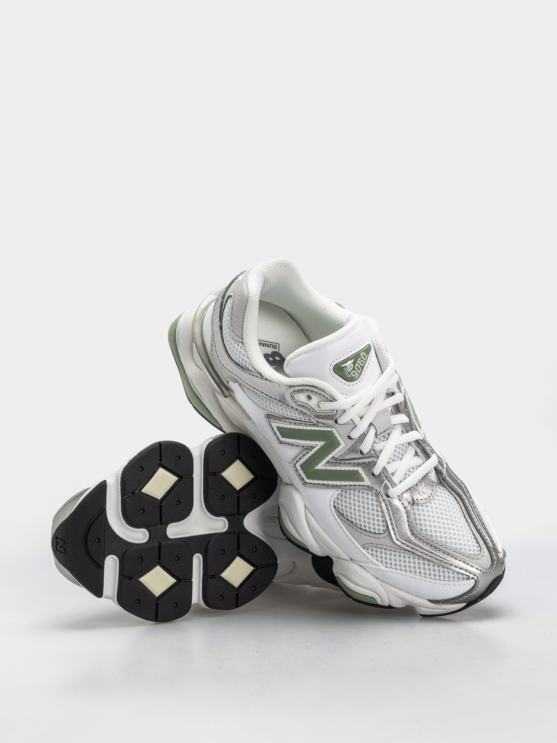 Pantofi New Balance 9060 (103 white/oregano)