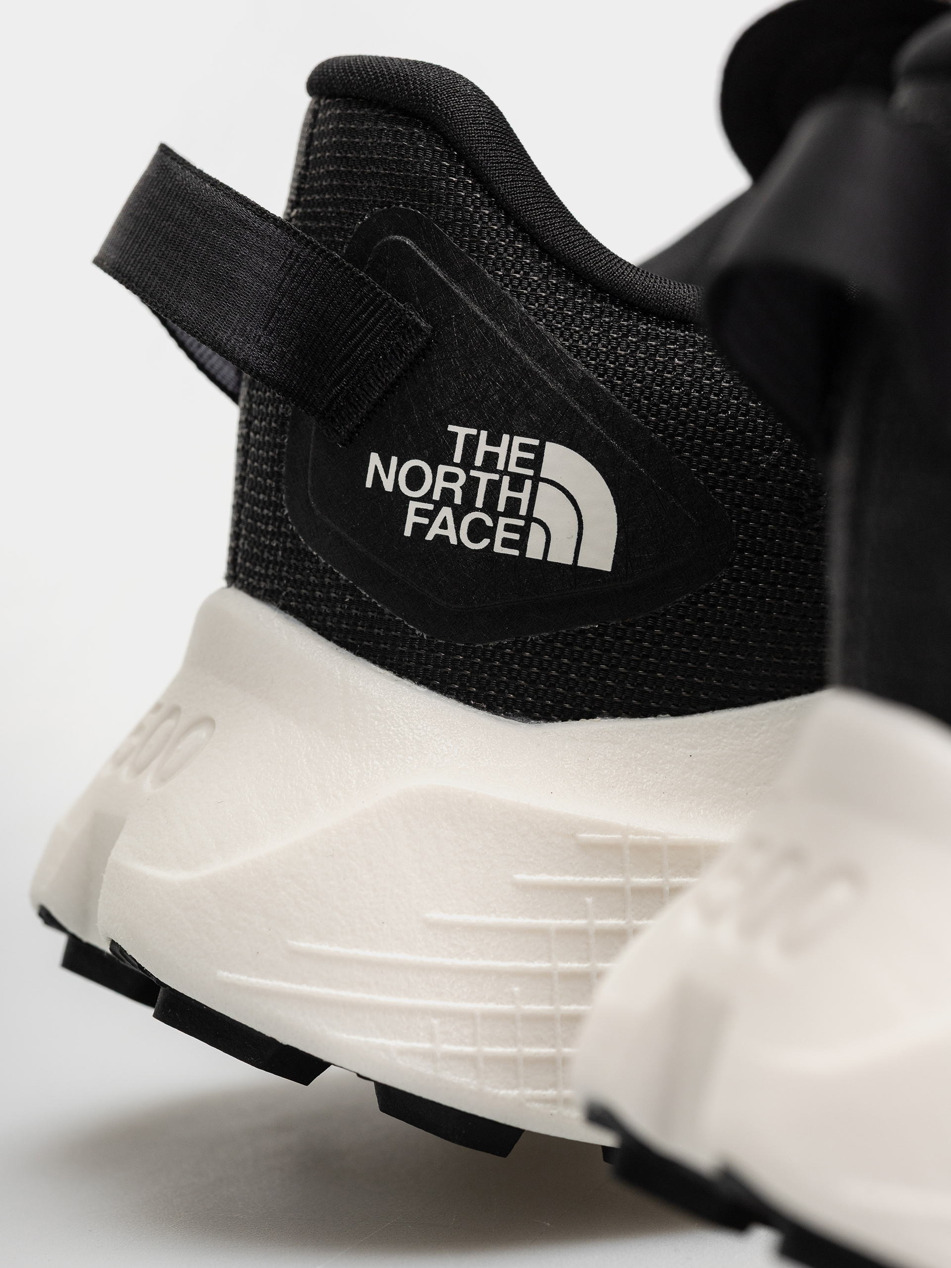 Pantofi The North Face Altamesa 500 V2 (tnf black/white)