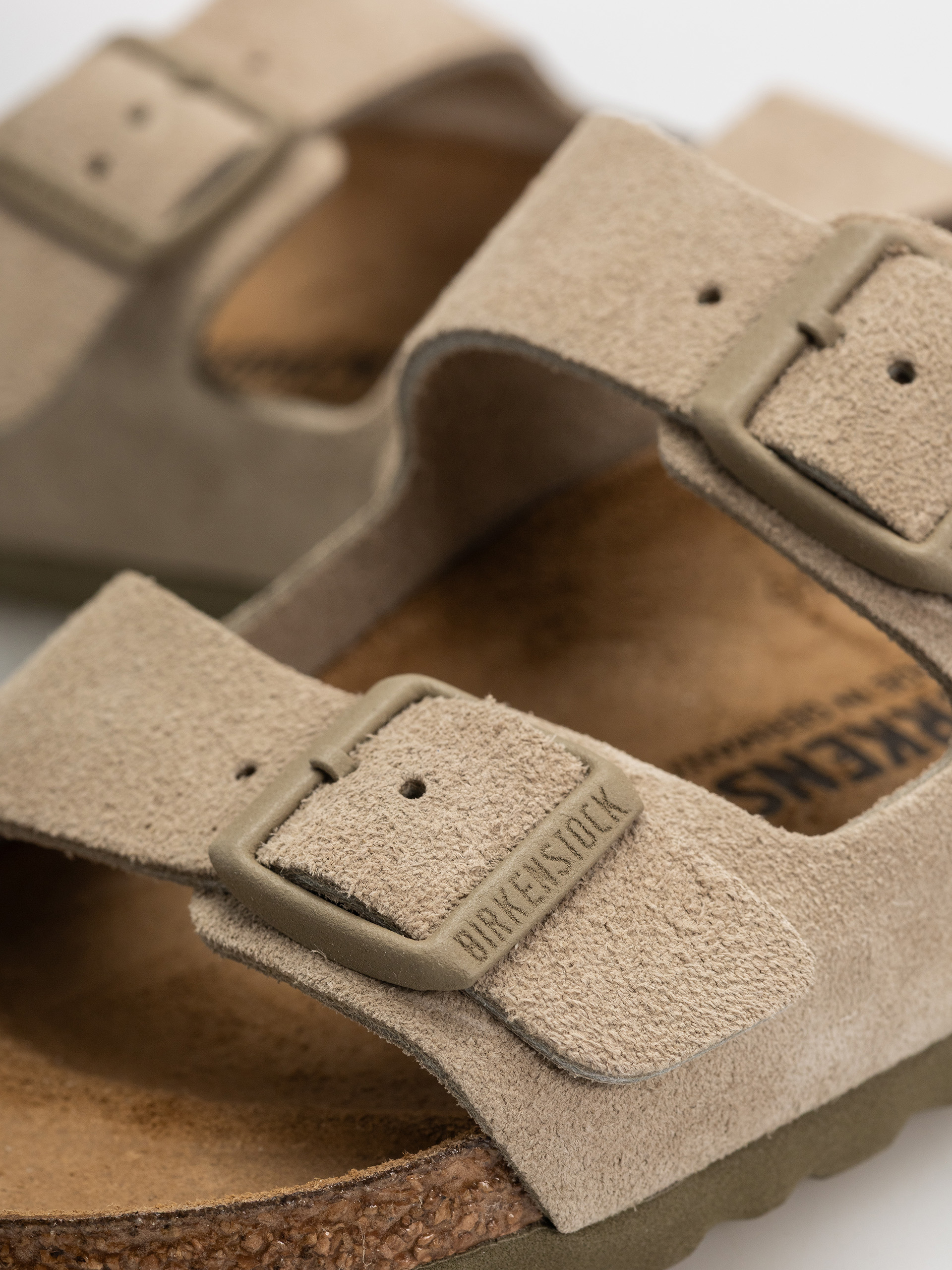 Șlapi Birkenstock Arizona Suede Leather Narrow (faded khaki)