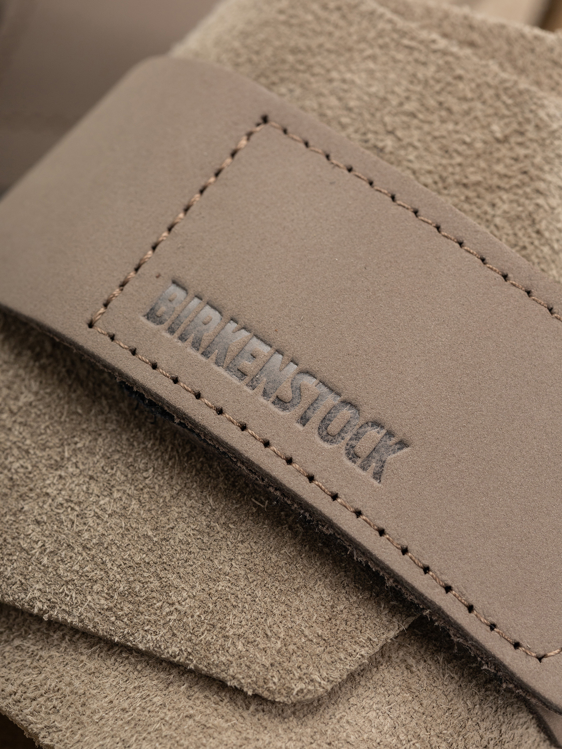 Șlapi Birkenstock Kyoto Nubuck Suede Leather Regular (taupe)