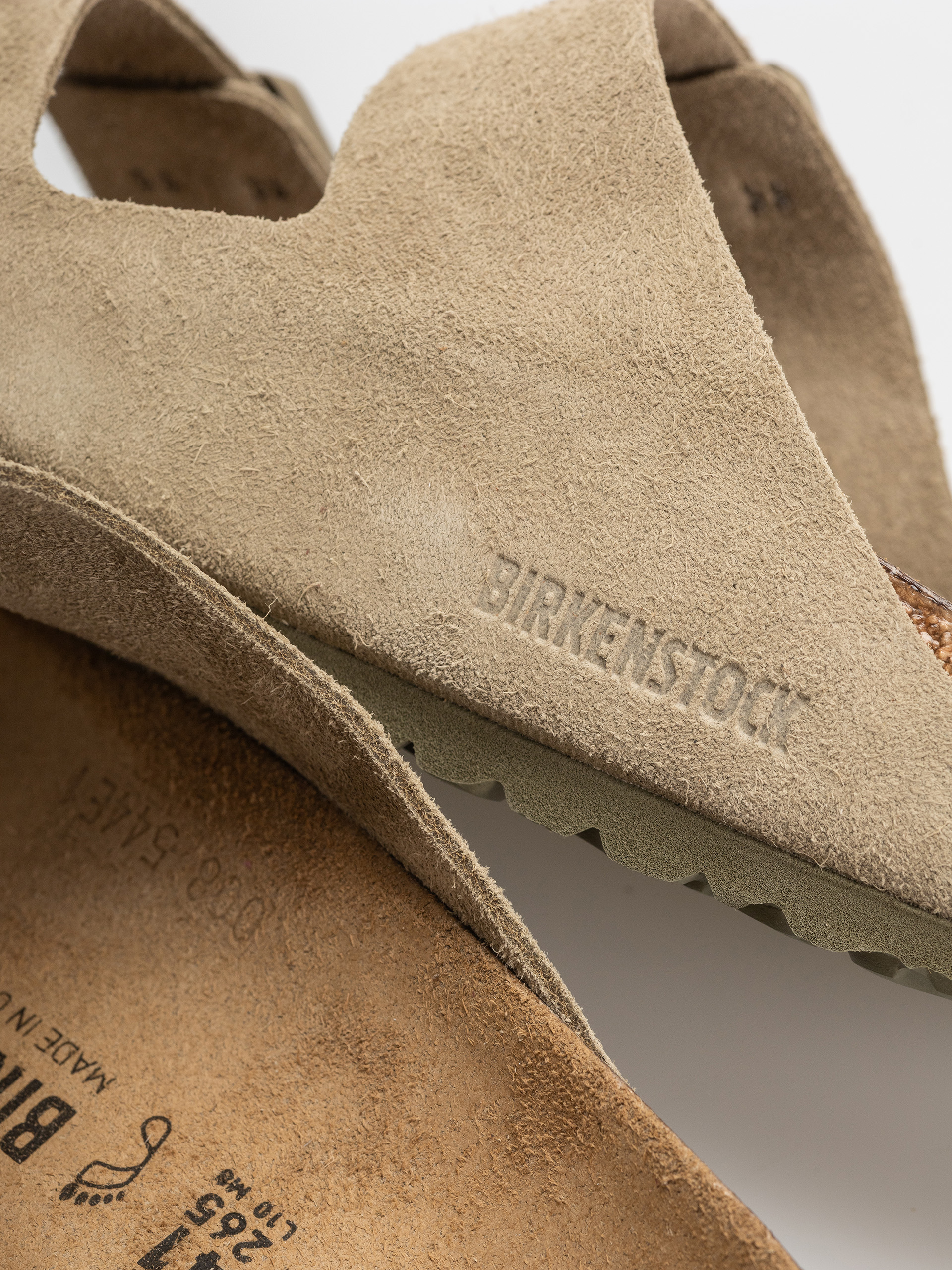 Șlapi Birkenstock Arizona Suede Leather Regular (faded khaki)
