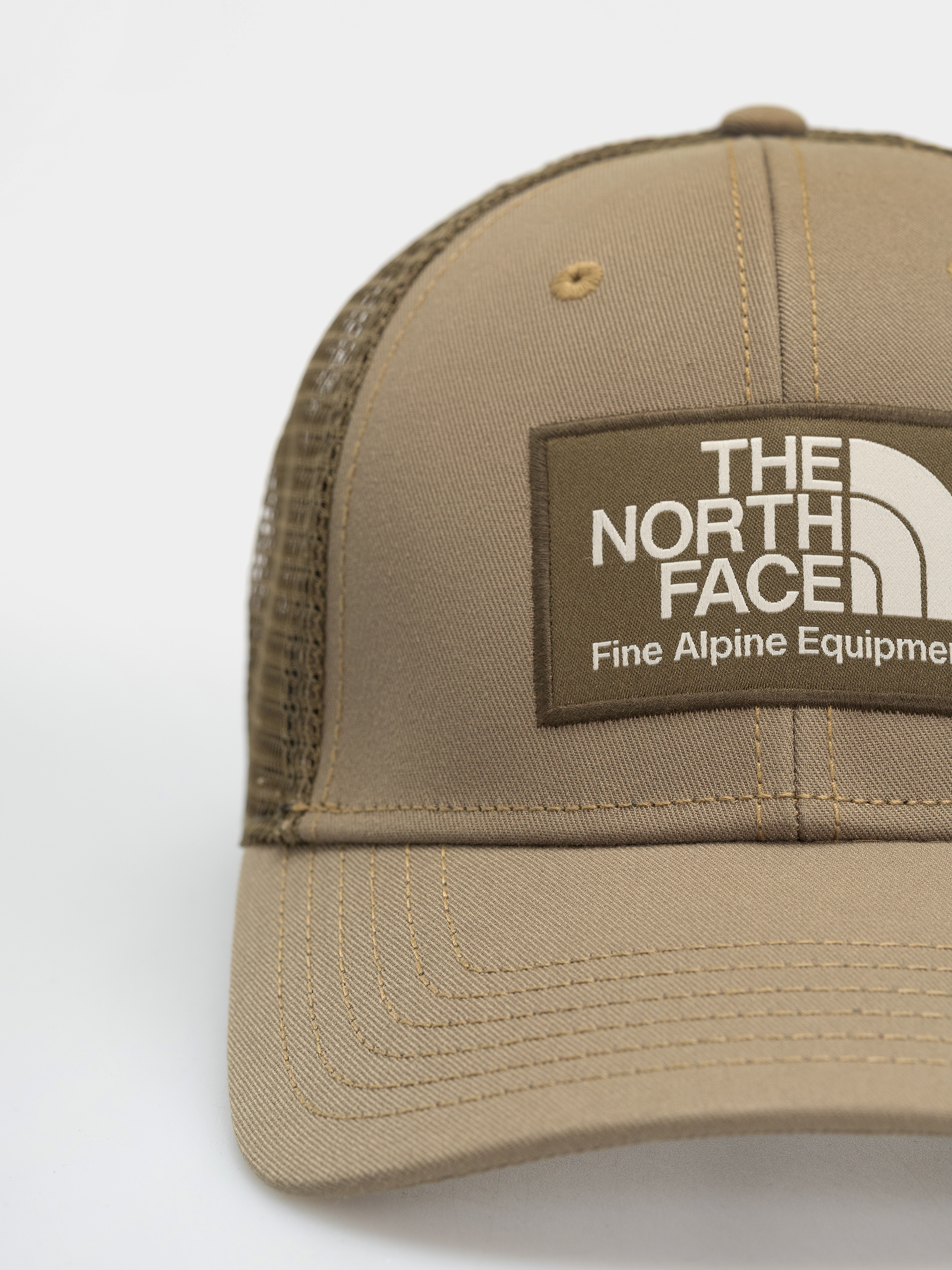Șapcă The North Face Mudder Trucker (cedar/sardenia)
