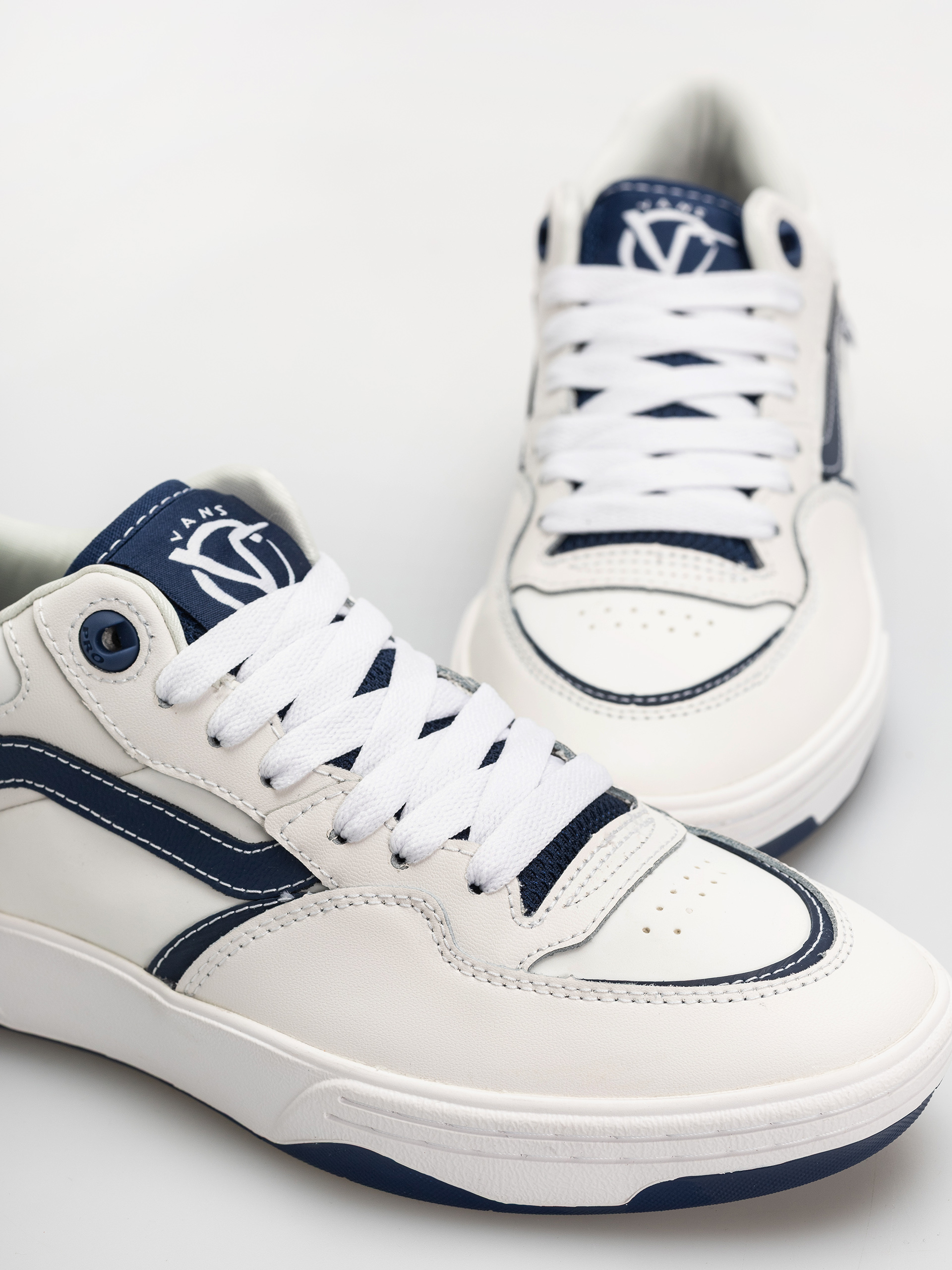 Pantofi Vans Skate Rowan 2 (white/navy)