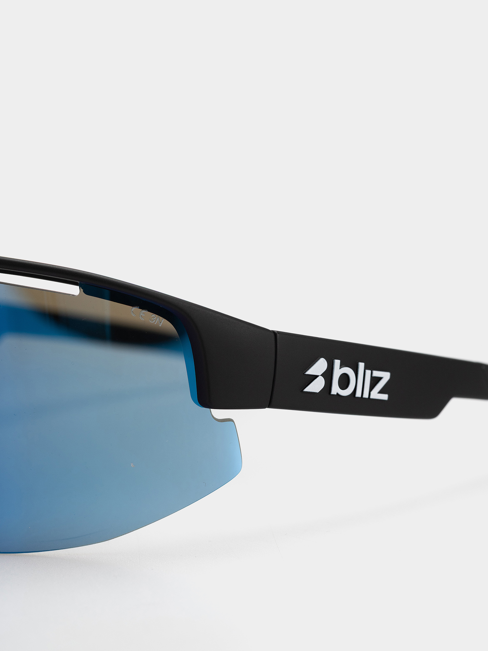 Ochelari de soare Bliz Matrix (matte black/smoke w blue multi)