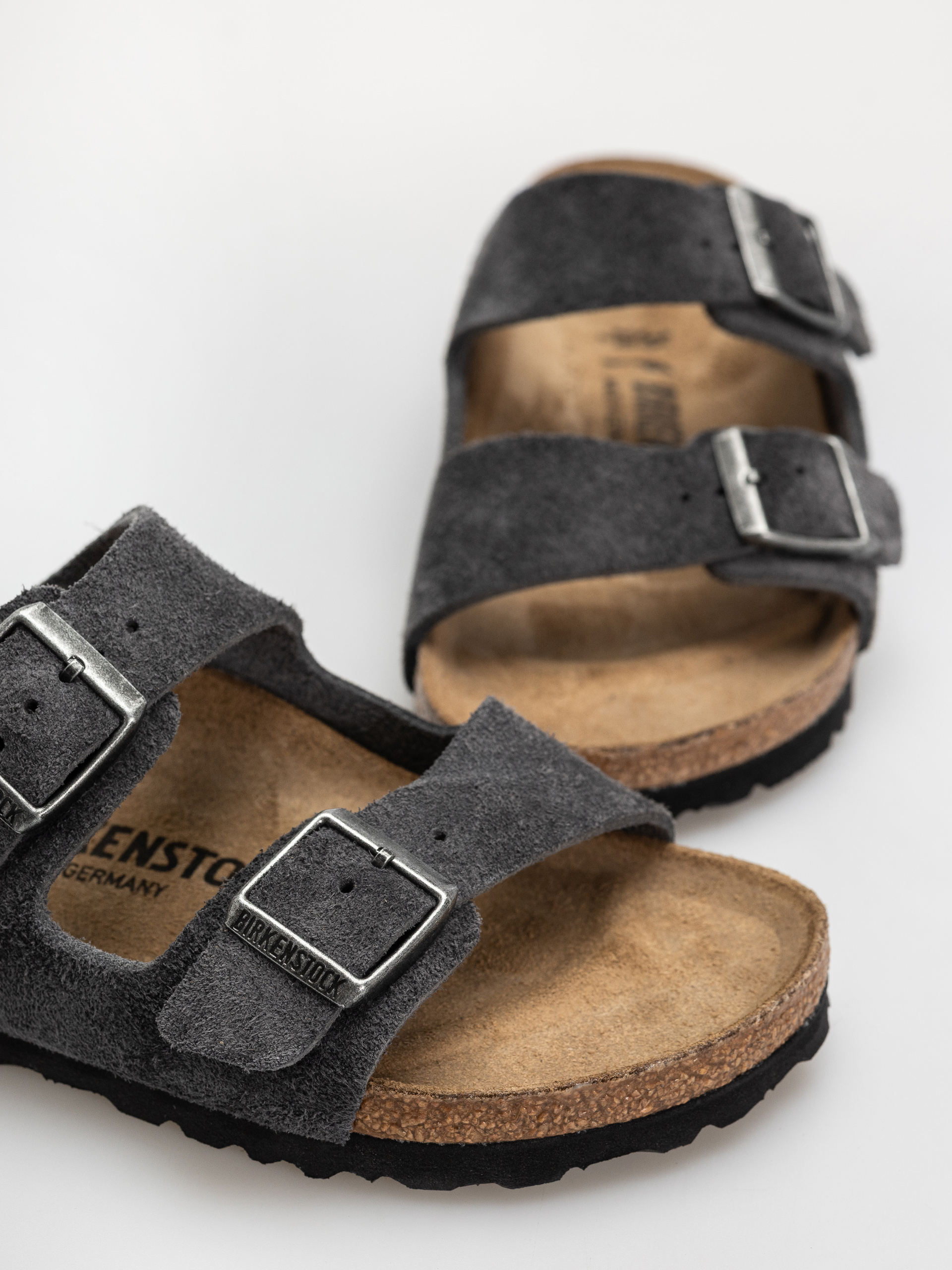 Șlapi Birkenstock Arizona Suede Leather Narrow (charcoal)