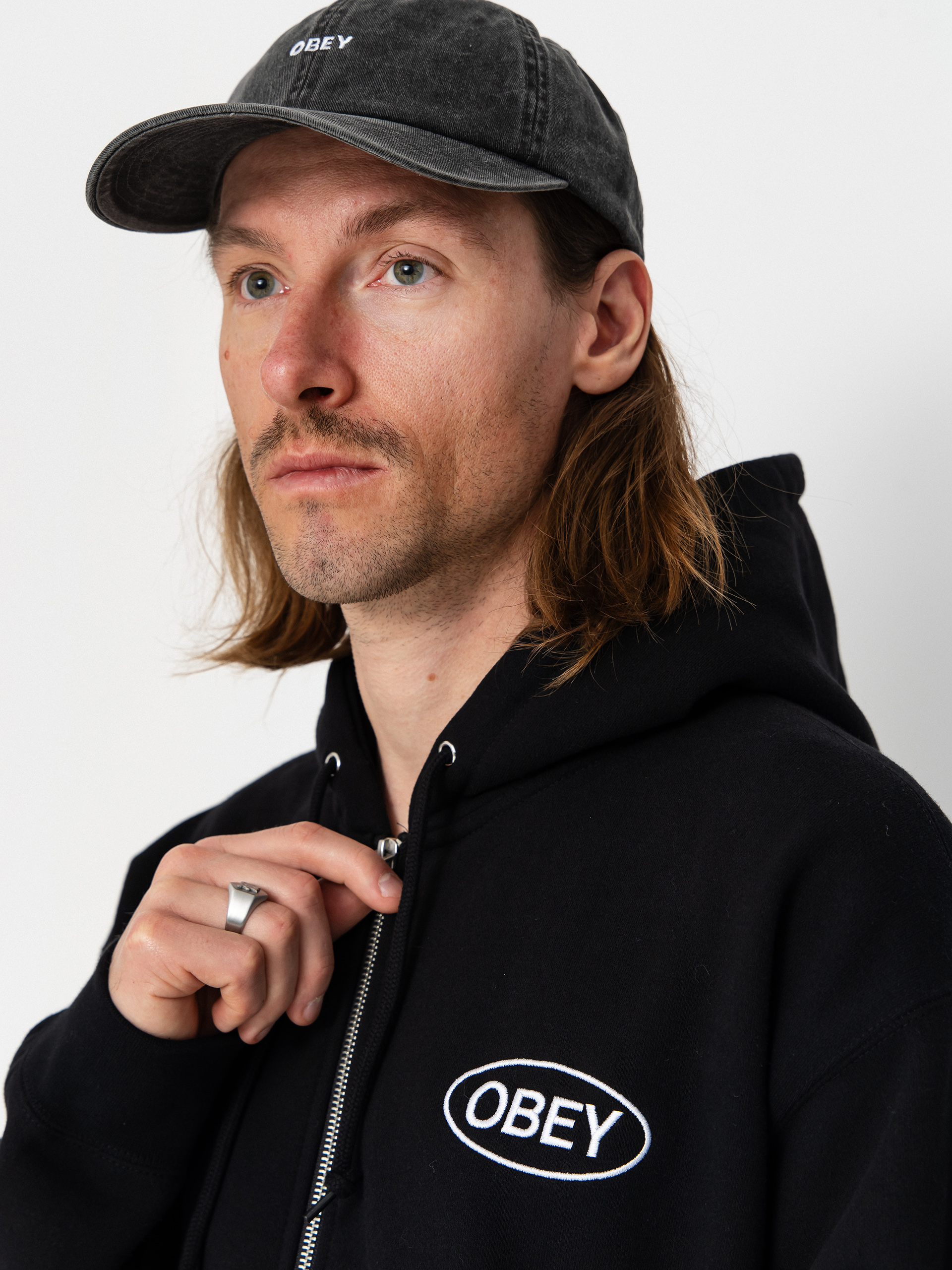 Hanorac cu glugă OBEY Oval ZHD (black)