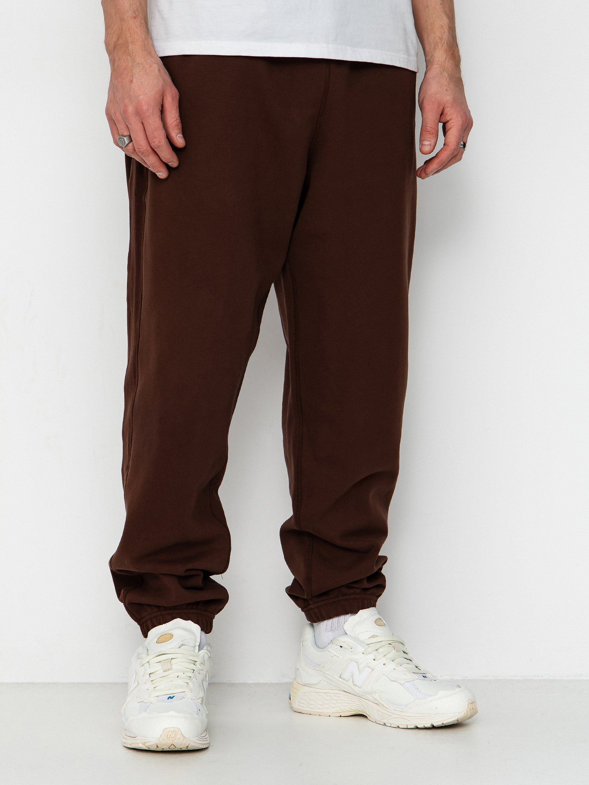 Pantaloni New Balance Athletics French Terry Jogger (pumpernickel)