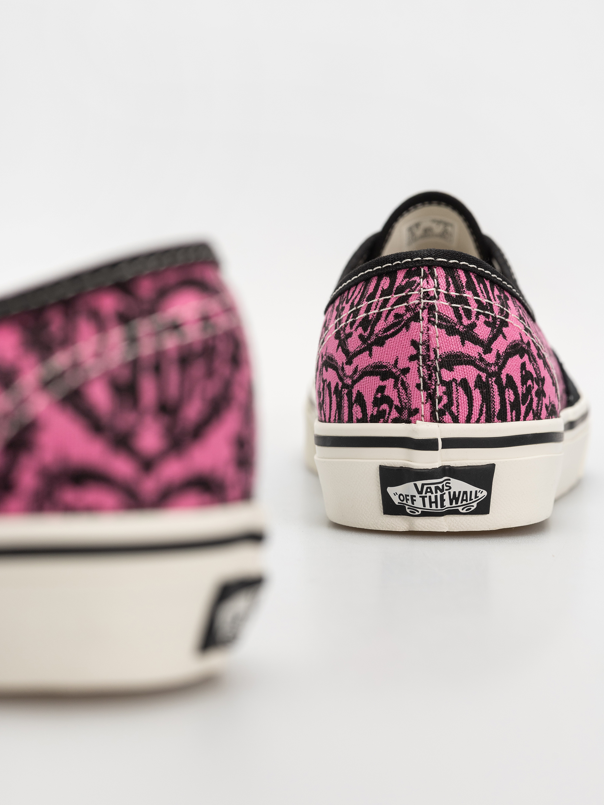 Pantofi Vans Authentic (black/pink)