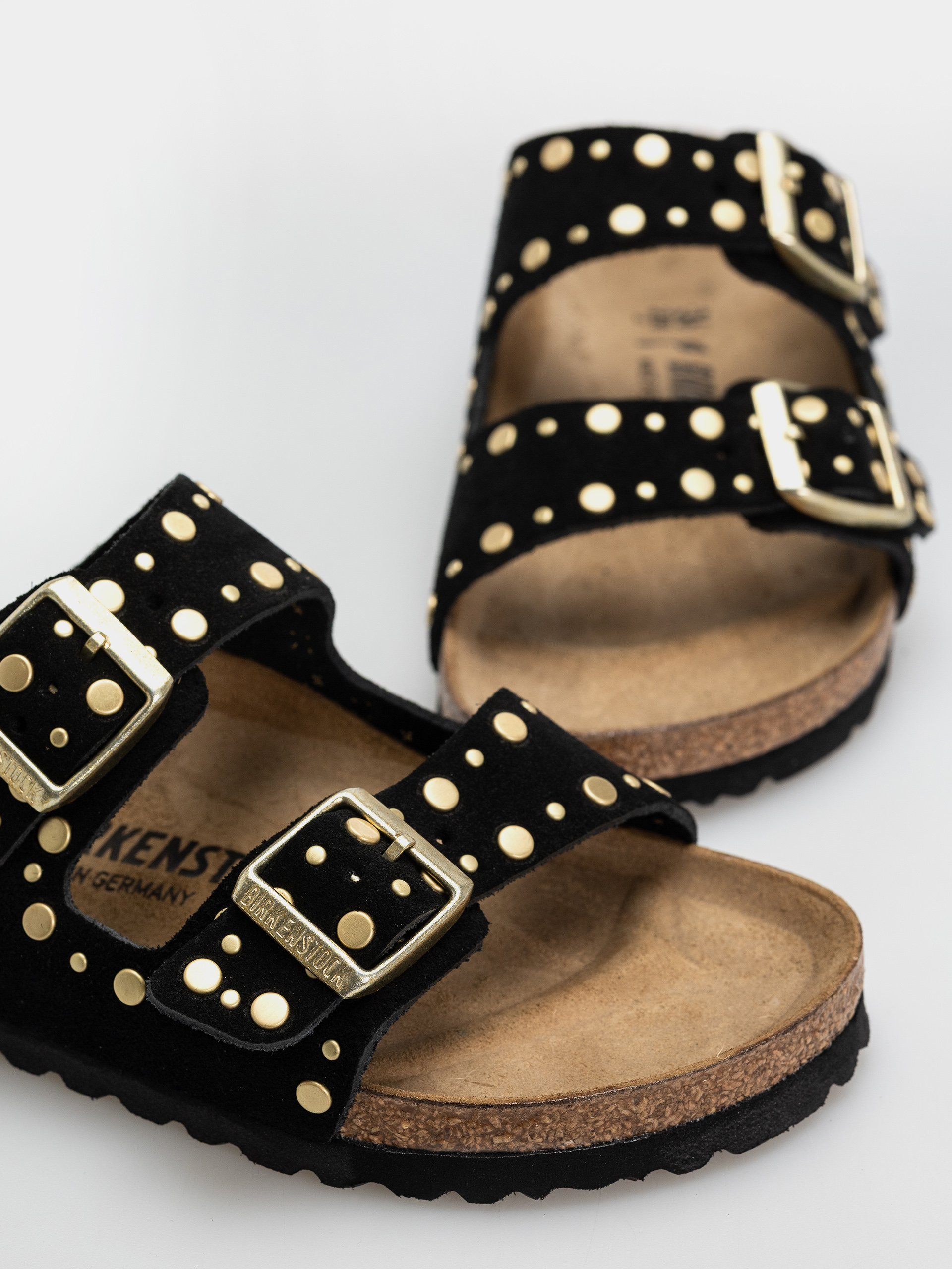 Șlapi Birkenstock Arizona Rivets Suede Leather Narrow Wmn (black)