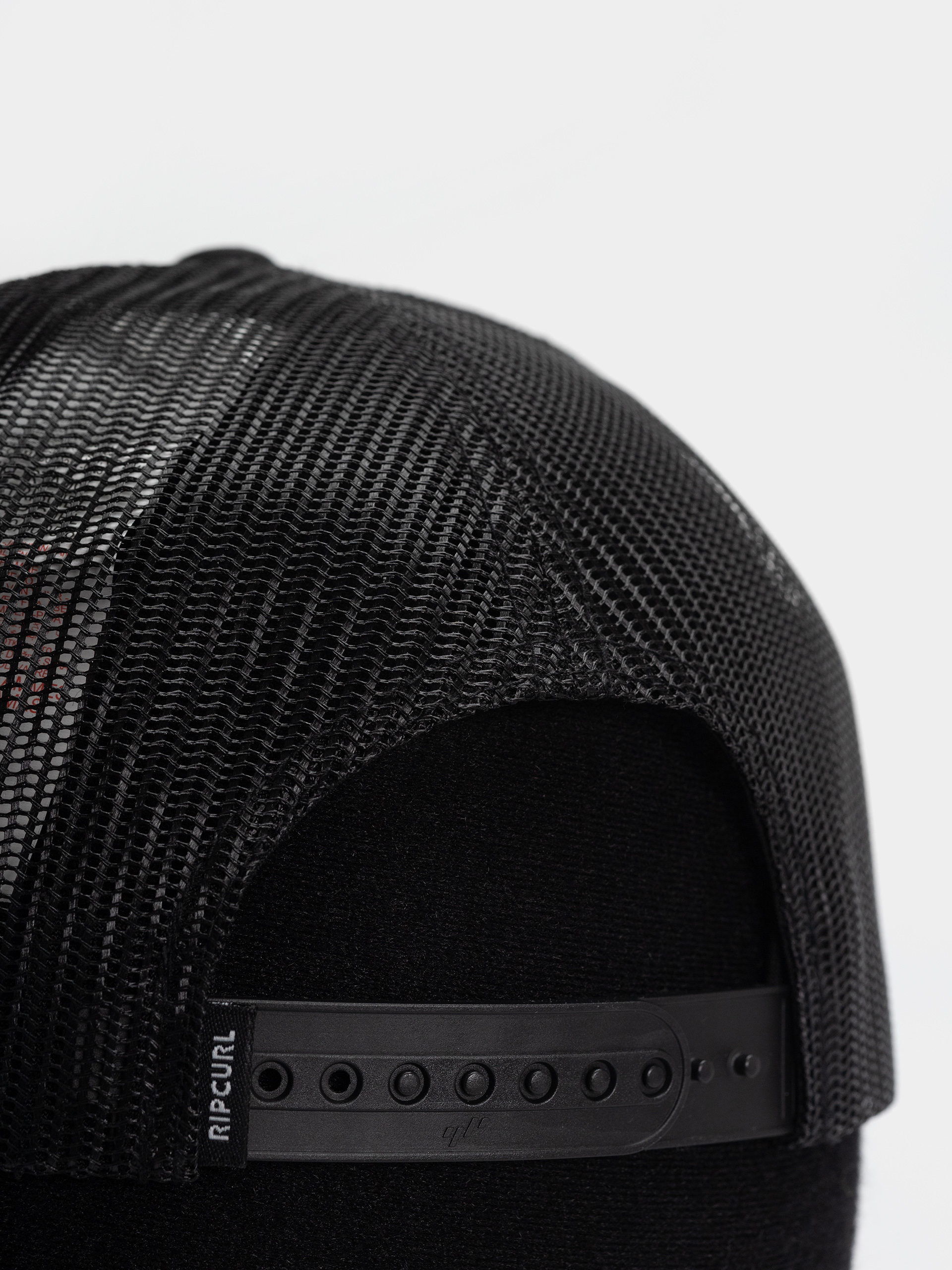 Șapcă Rip Curl Wetsuit Icon Trucker (black/white)