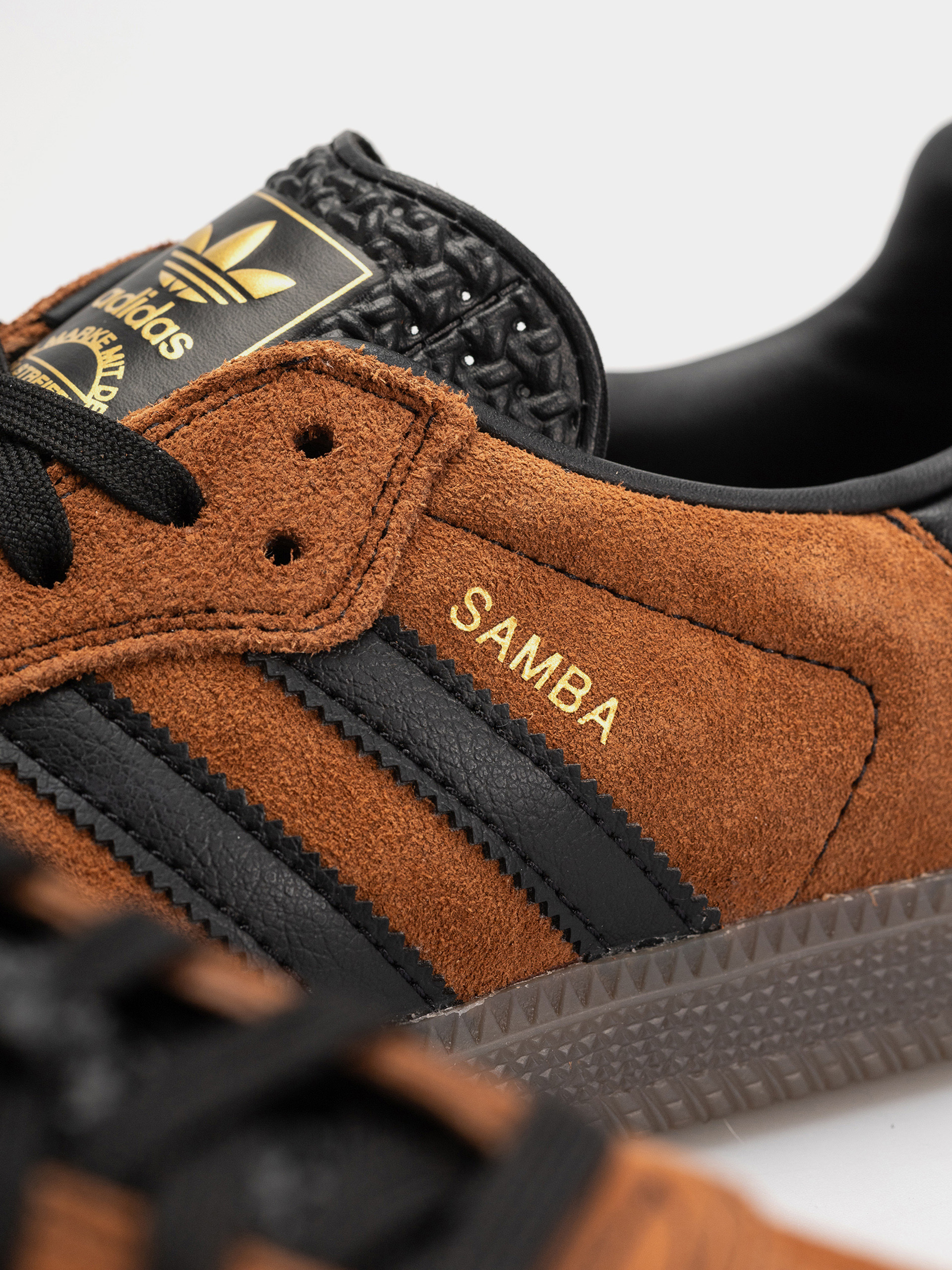 Pantofi adidas Samba Adv (cblack/gum5)