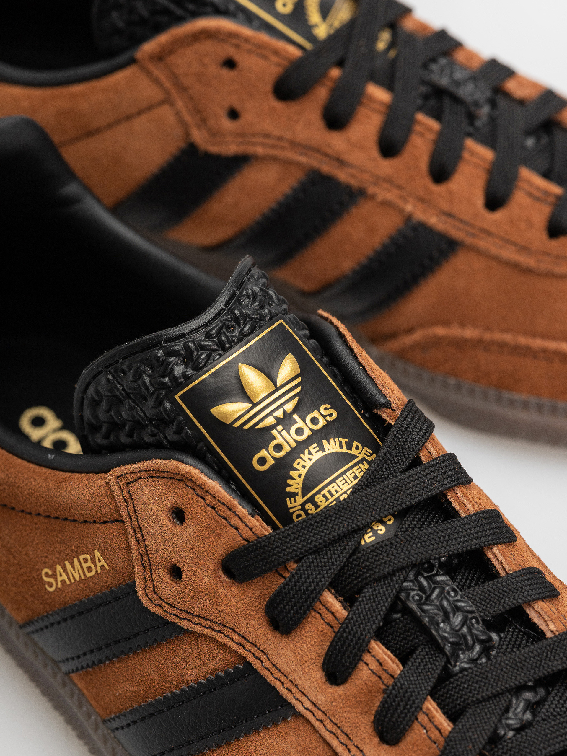 Pantofi adidas Samba Adv (cblack/gum5)