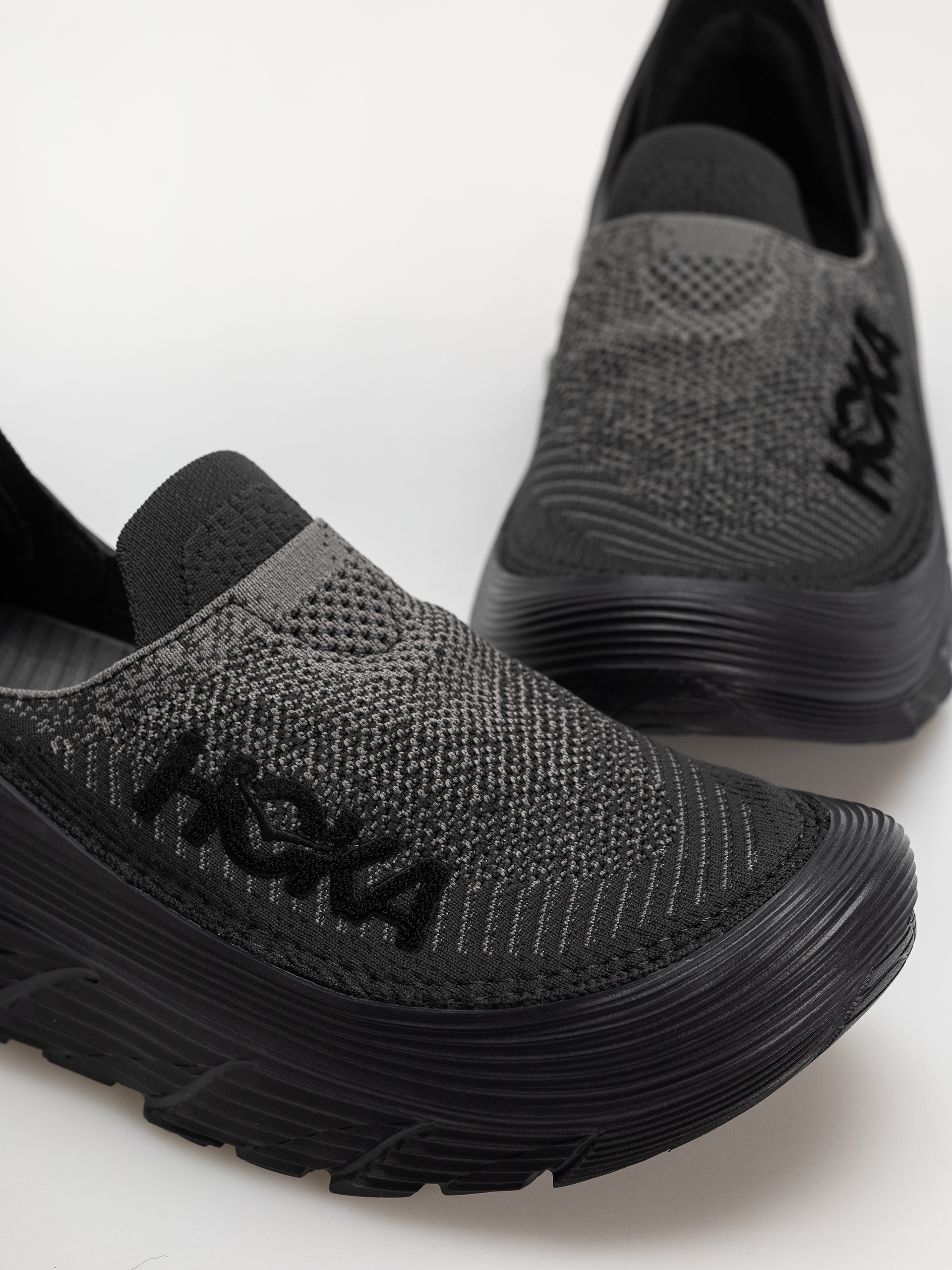 Pantofi Hoka Restore TC (black/black)