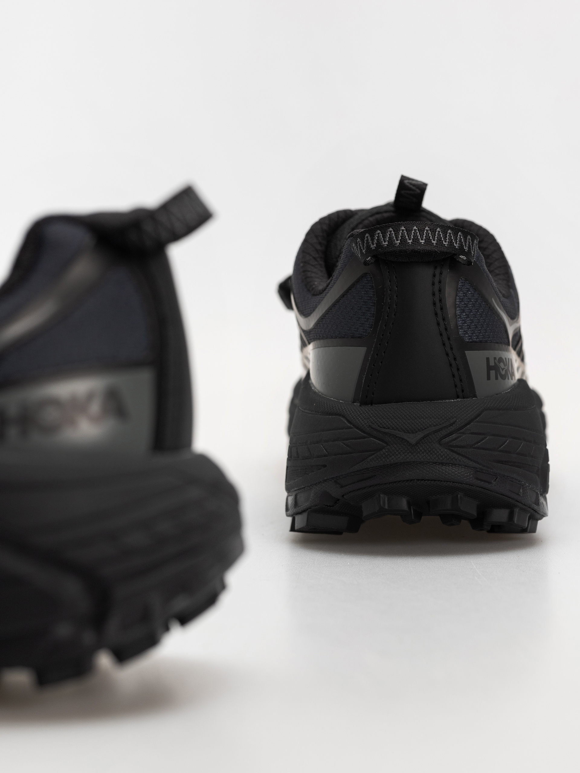 Pantofi Hoka Mafate Three 2 Wordmark (black/outer orbit)