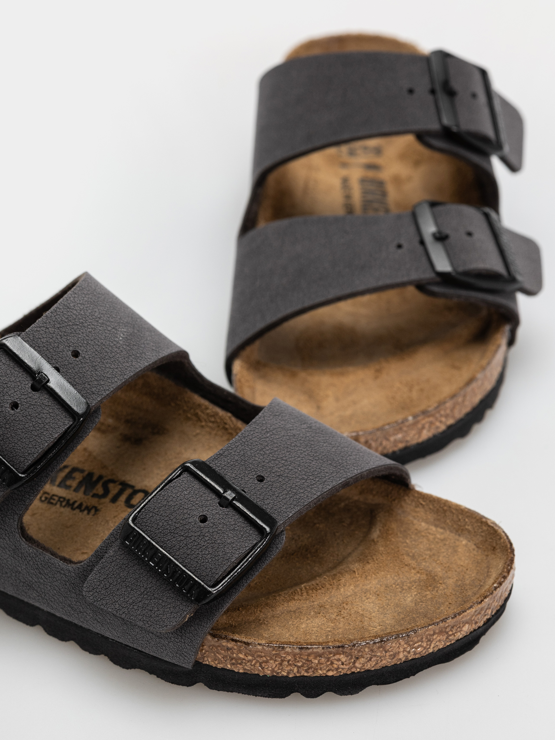 Șlapi Birkenstock Arizona Birkibuc Narrow (velvet gray/black)