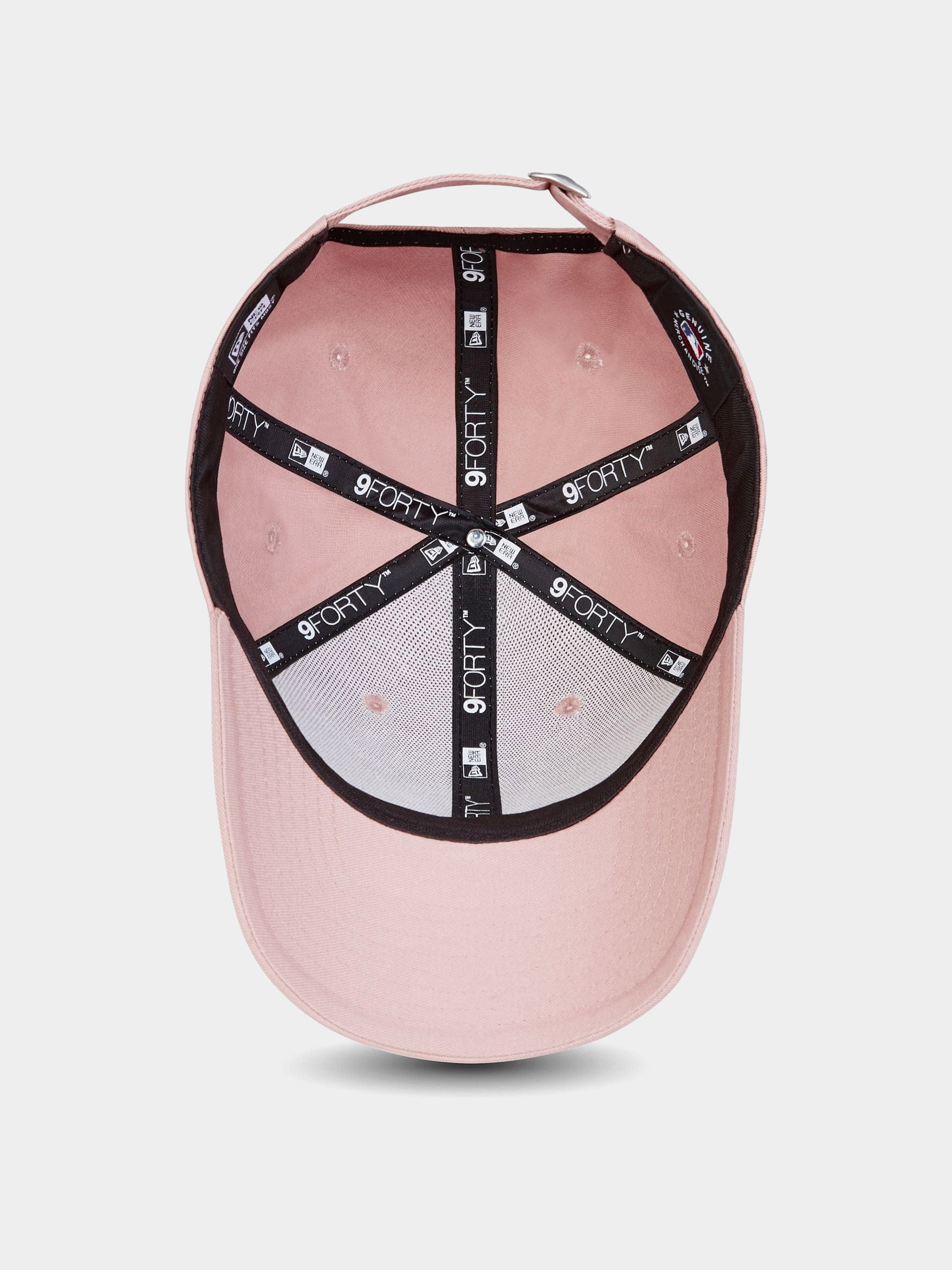 Șapcă New Era League Essential 9Forty New York Yankees (dirty rose)