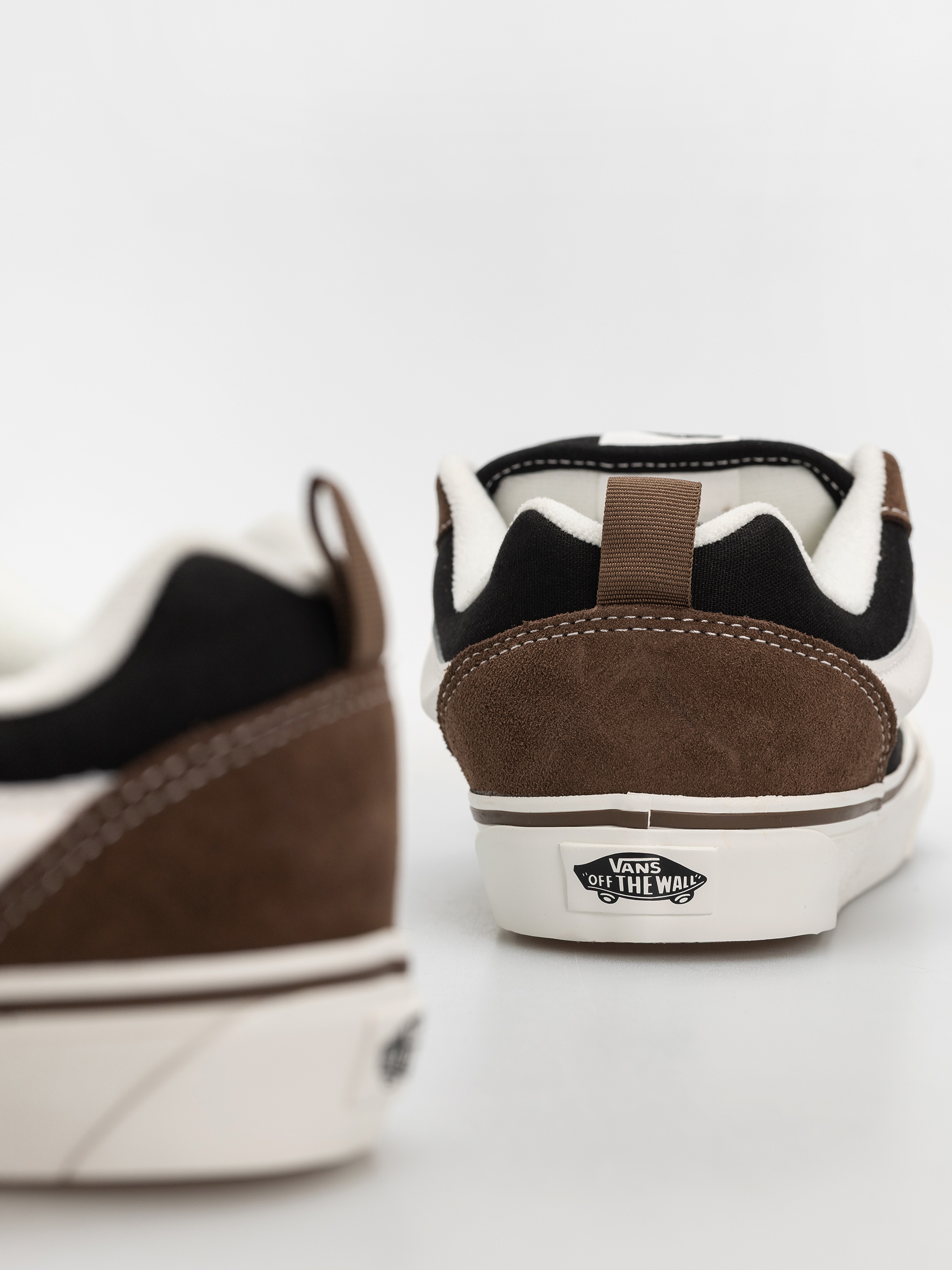 Pantofi Vans Knu Skool (black/brown)