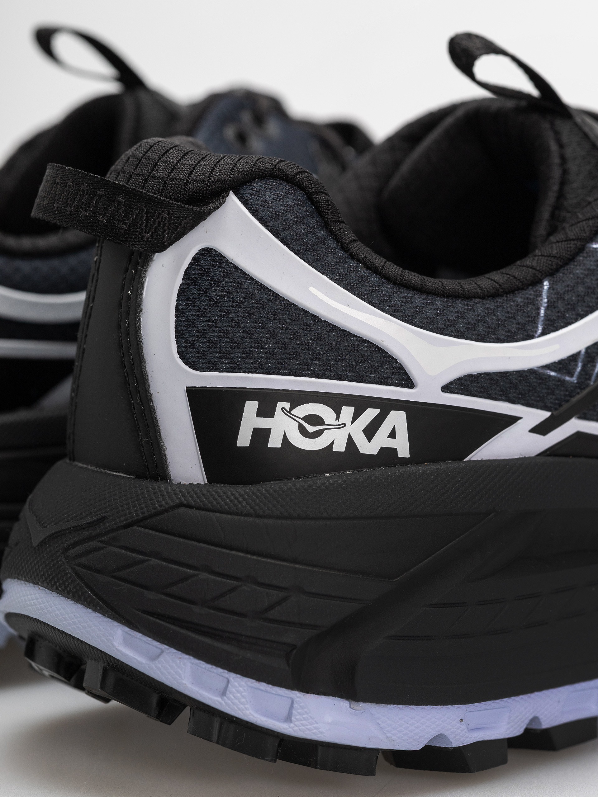 Pantofi Hoka Mafate Three2 Wordmark (carbon black/ambient blue)