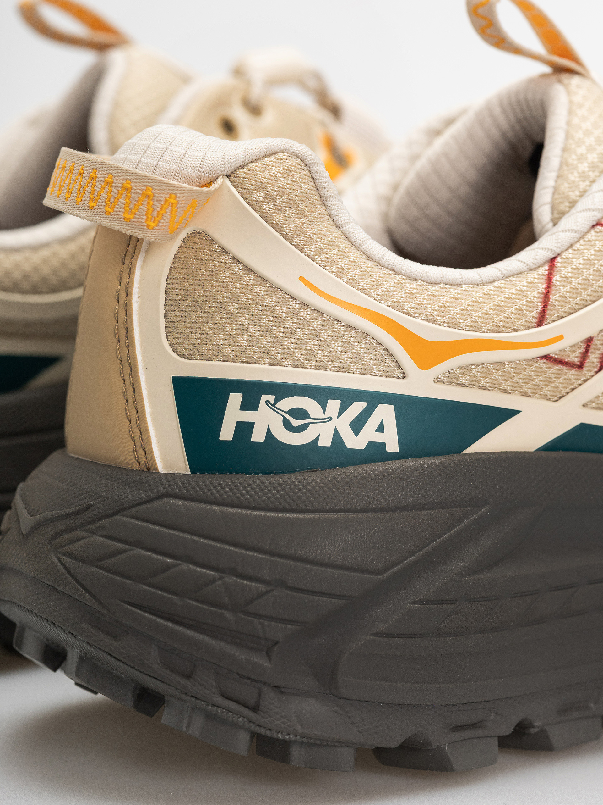 Pantofi Hoka Mafate Three2 Wordmark (cream/khaki)