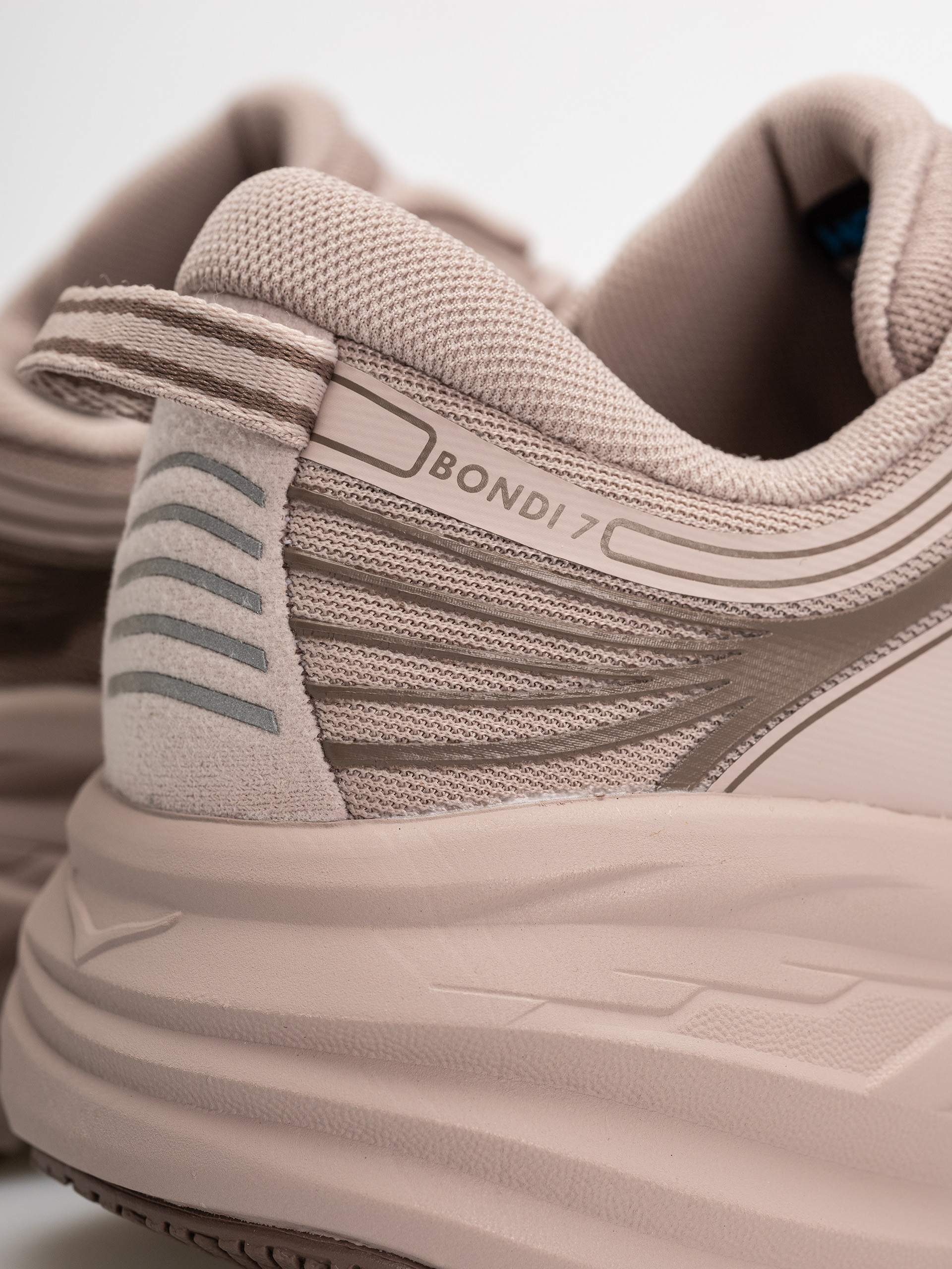Pantofi Hoka Bondi 7 Wmn (date sugar/date syrup)