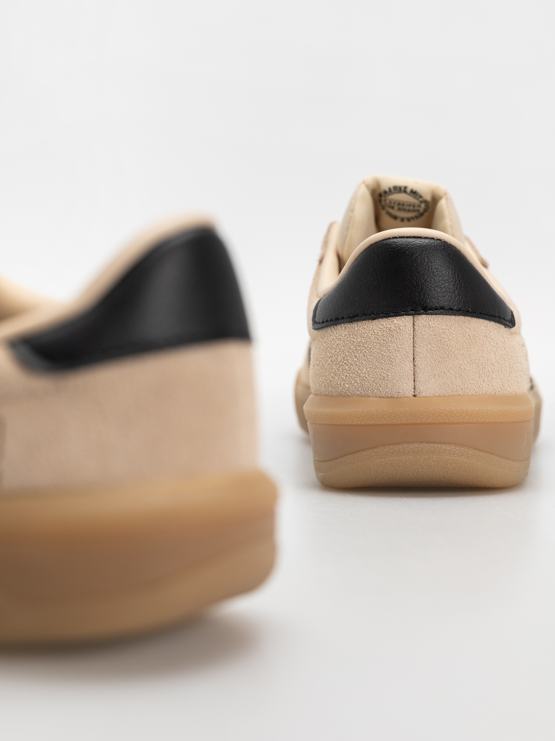 Pantofi adidas Glenburn (sanstr/cblack/gum4)