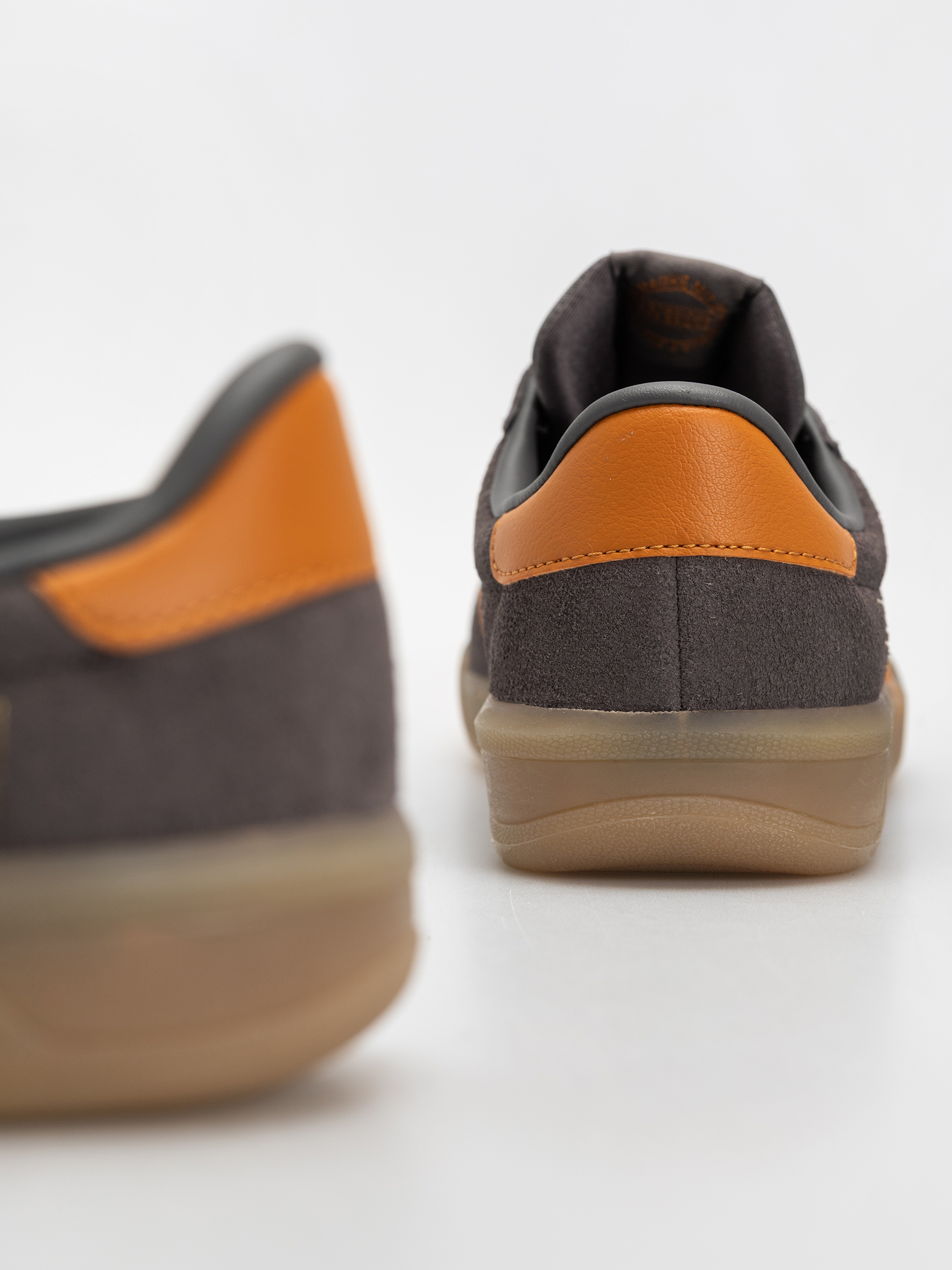 Pantofi adidas Glenburn (chacoa/rusora/gum4)