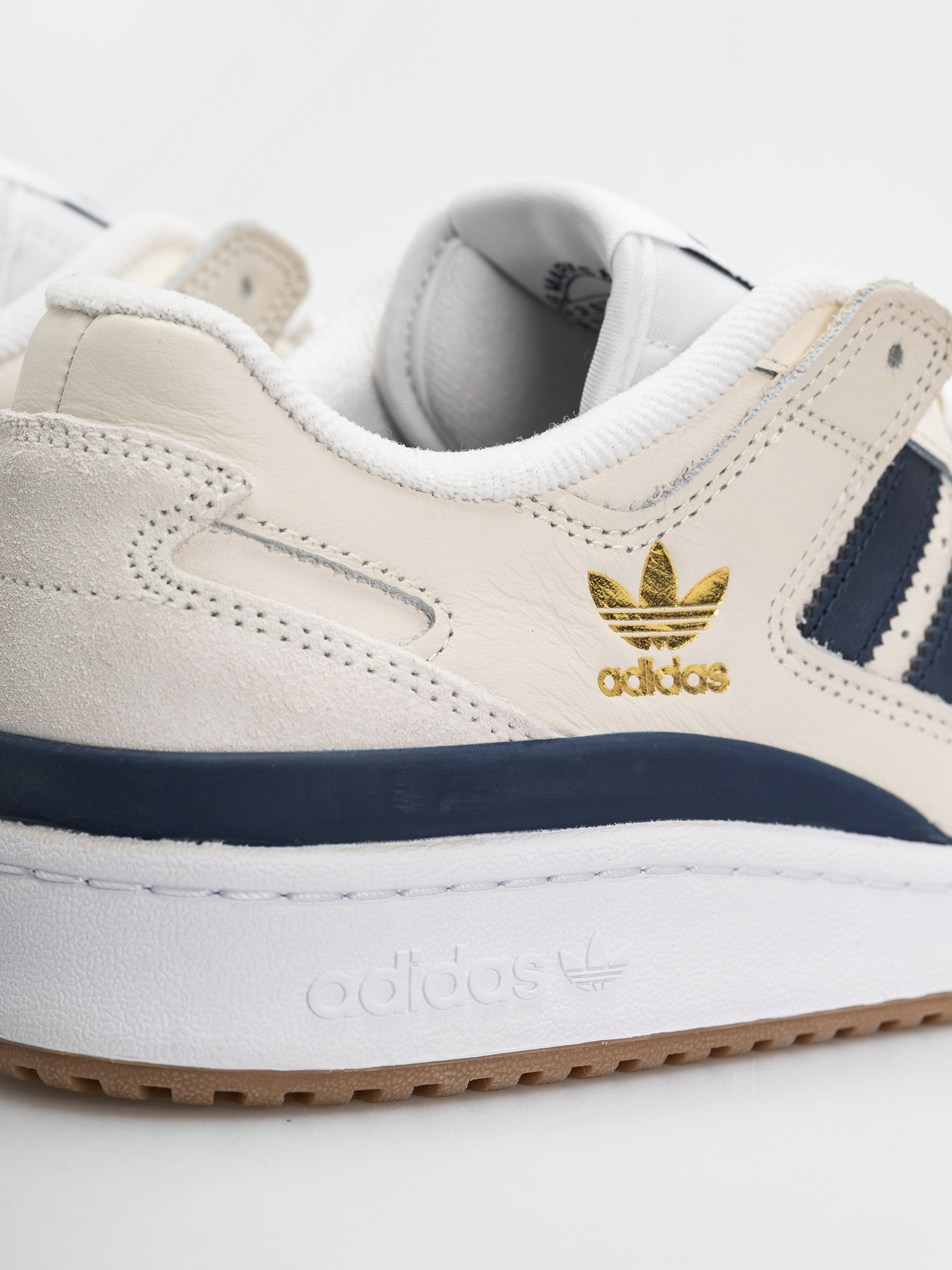 Pantofi adidas Forum 84 Low Adv (cwhite/conavy/ftwwht)