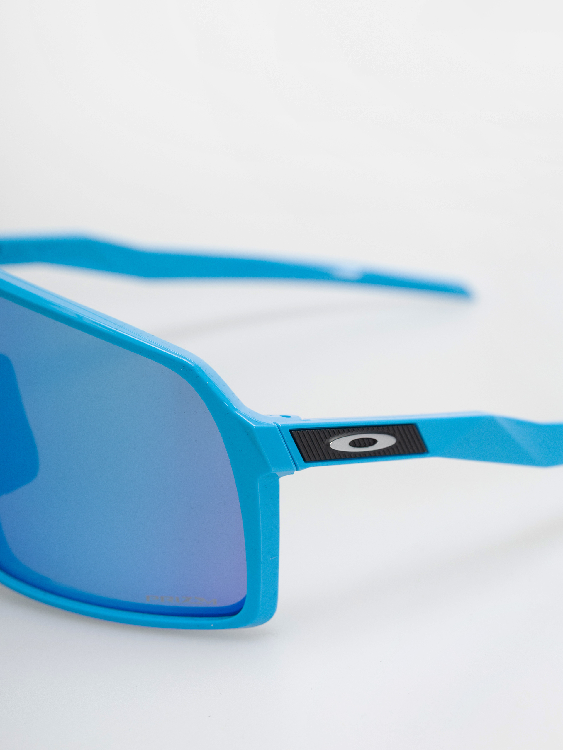 Ochelari de soare Oakley Sutro (sky/prizm sapphire)
