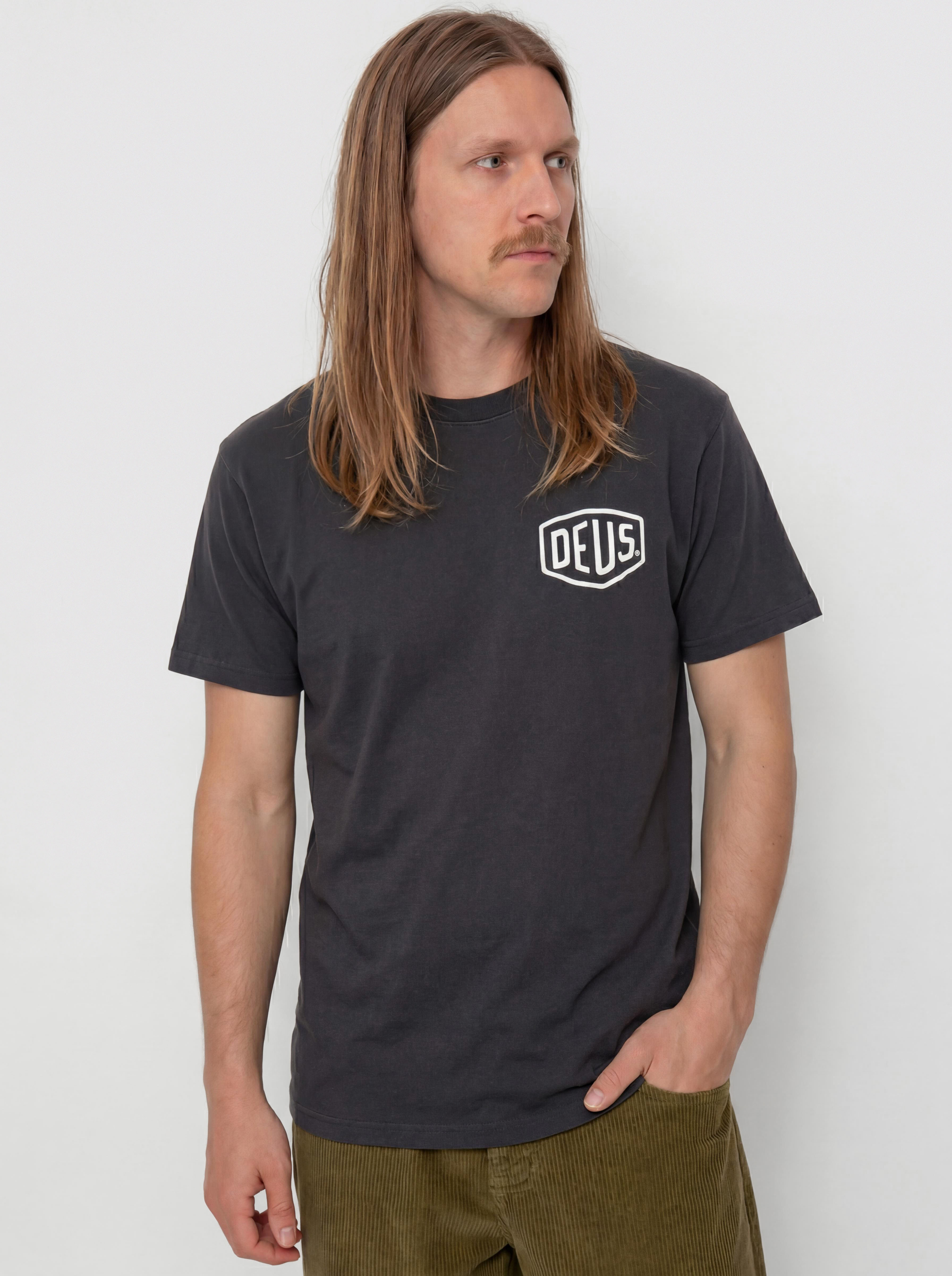 Tricou Deus Ex Machina Shield Garment Dyed (black)