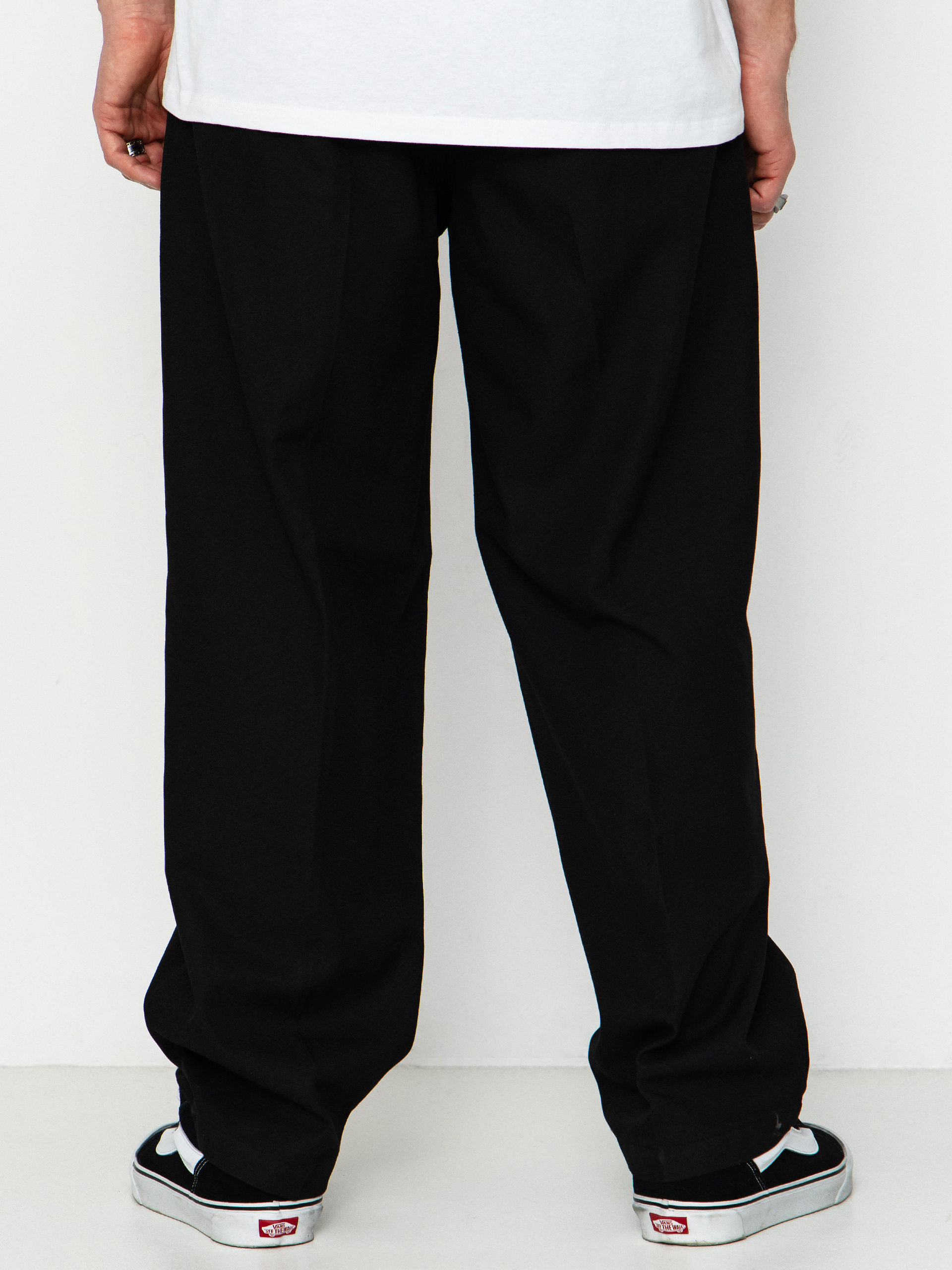 Pantaloni OBEY Dean Pleated (black)