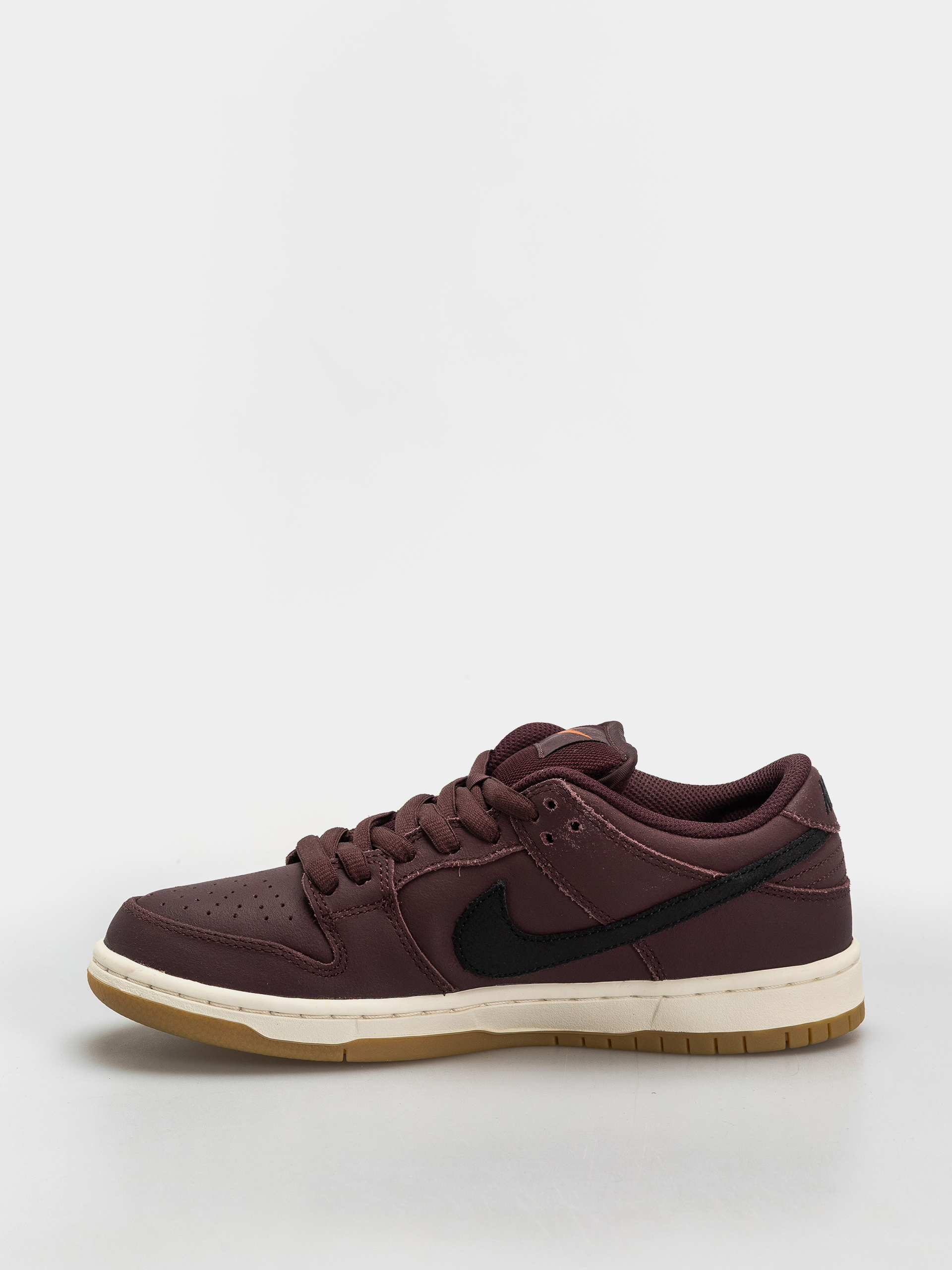 Pantofi Nike SB Dunk Low Pro ISO (burgundy crush/black mystic dates sail)