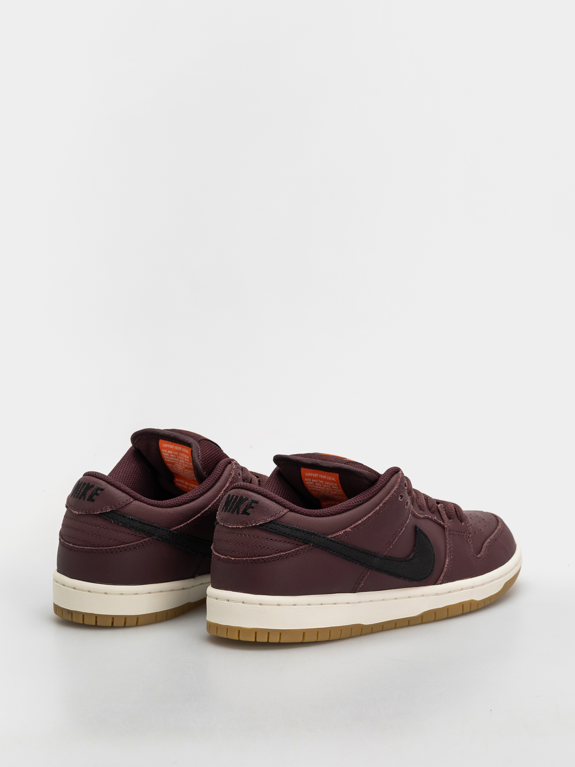 Pantofi Nike SB Dunk Low Pro ISO (burgundy crush/black mystic dates sail)