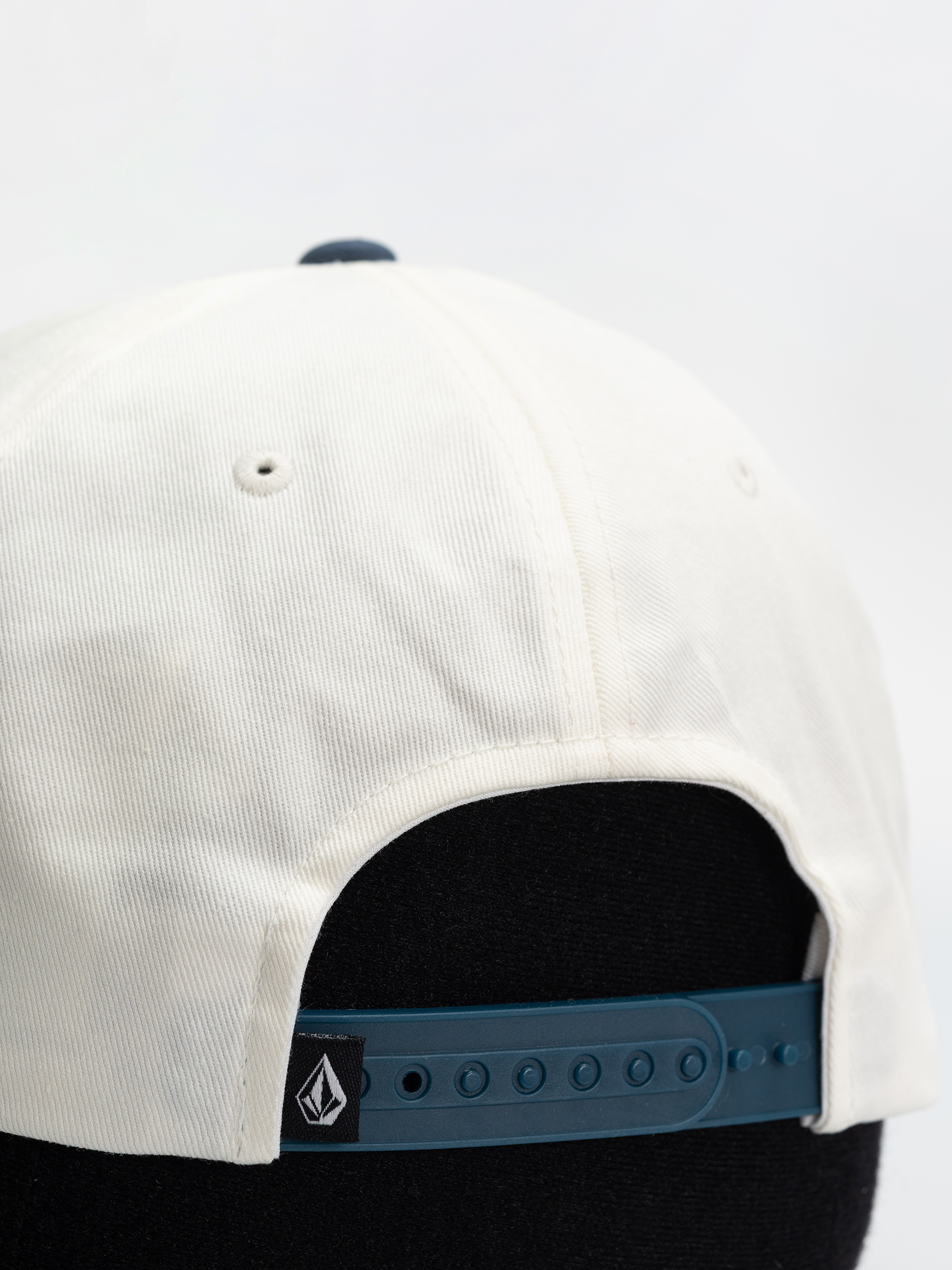Șapcă Volcom Petrolstone Adj (off white)