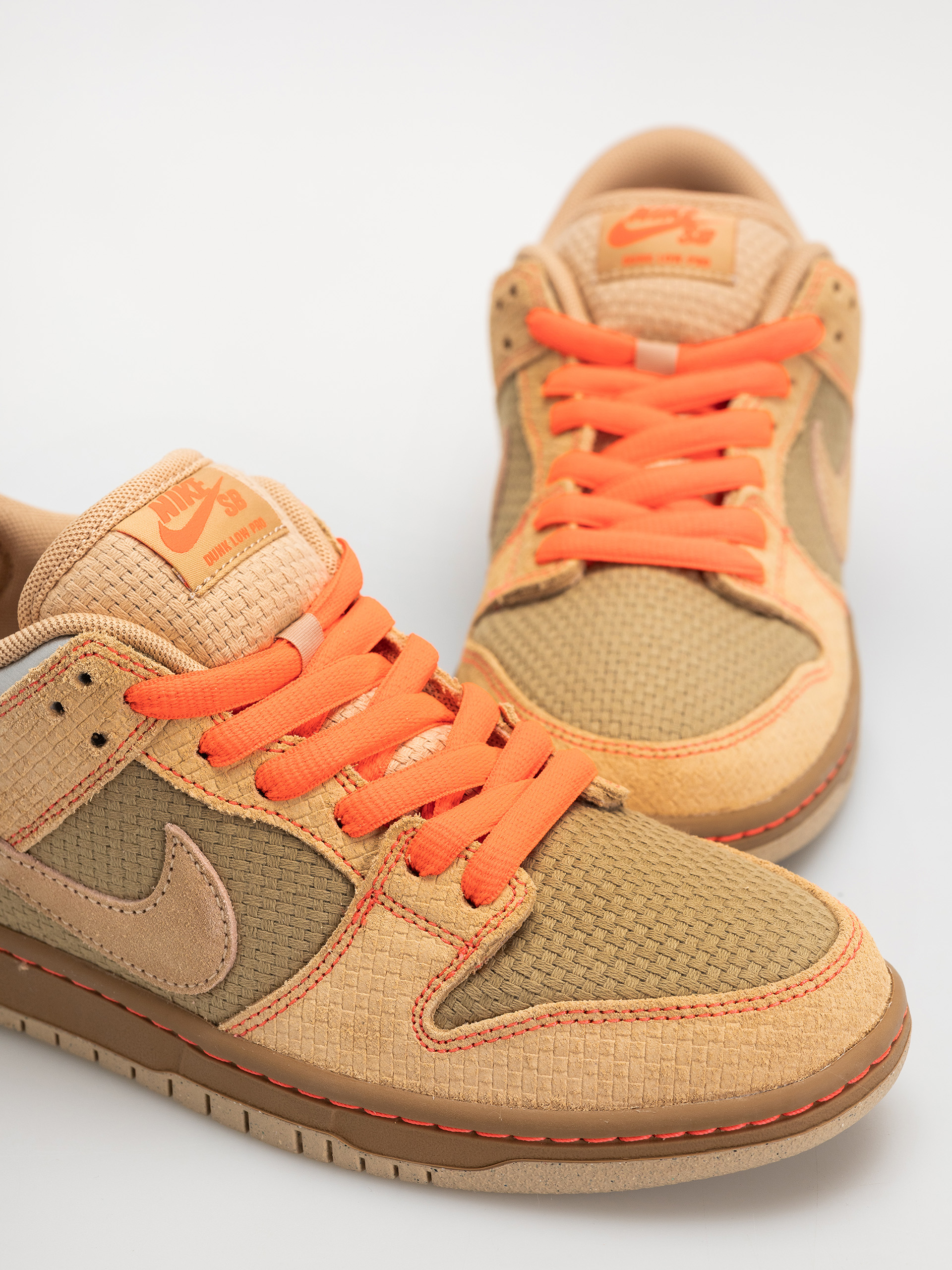 Pantofi Nike SB Dunk Low Pro (canvas/vachetta tan/parachute beige)