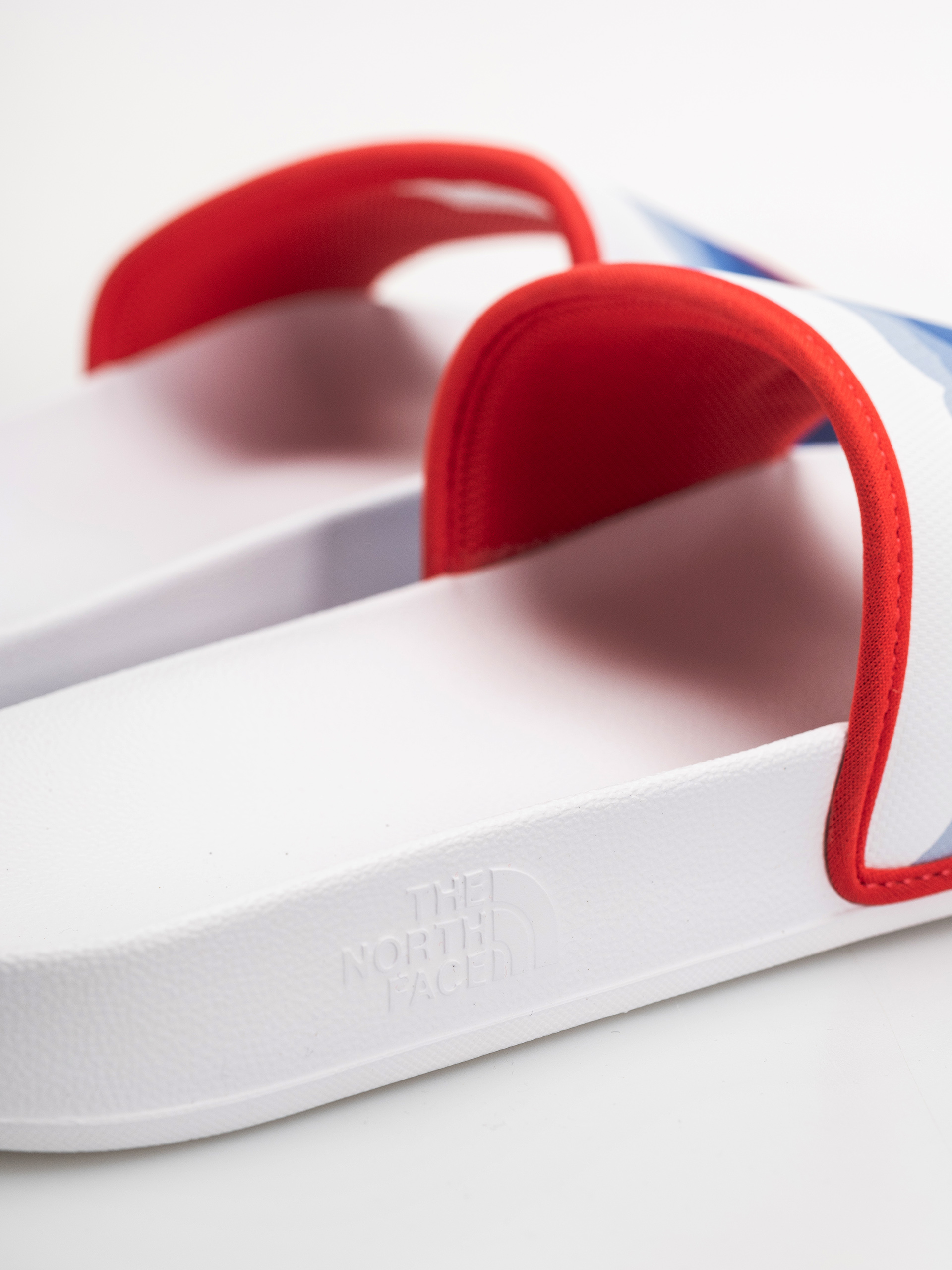 Șlapi The North Face Base Camp III (sky scene print)