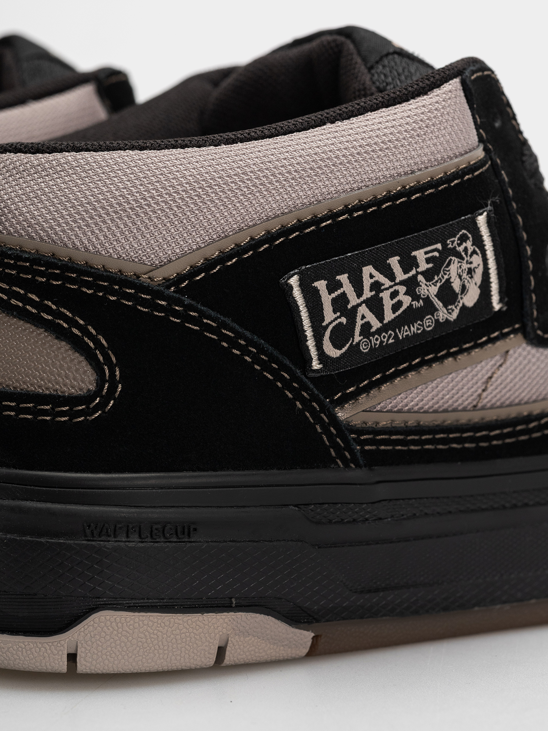 Pantofi Vans Skate Half Cab Wafflecup (black/peyote)